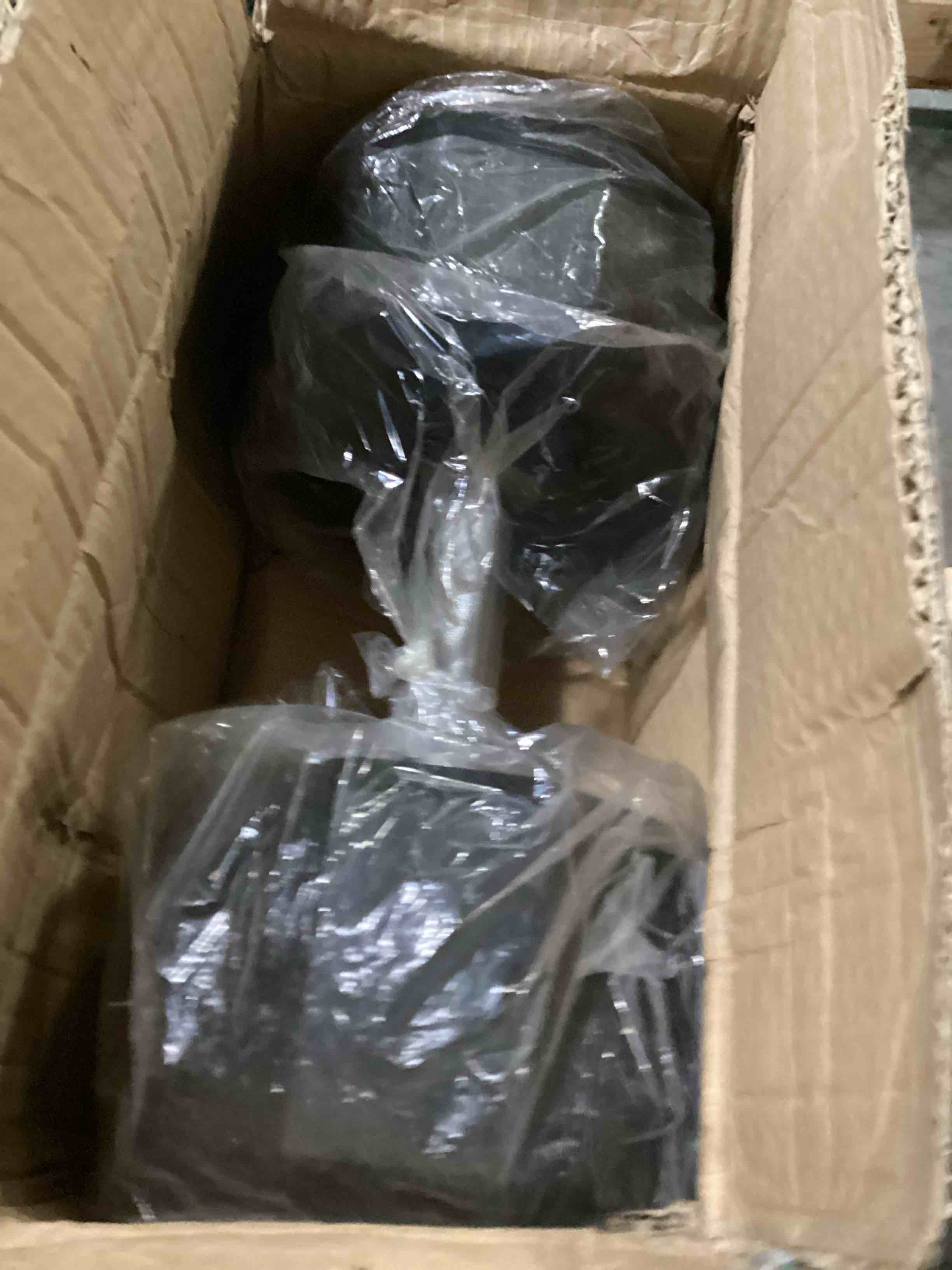 https://s3.amazonaws.com/lotting-images-prod/bidfta/YEL5837802_1722864205435.jpeg