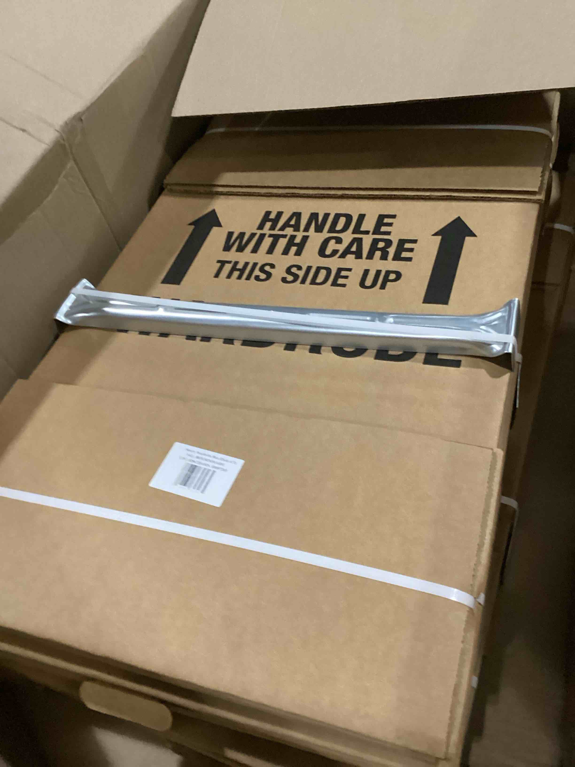 https://s3.amazonaws.com/lotting-images-prod/bidfta/YEL5837974_1722964749431.jpeg