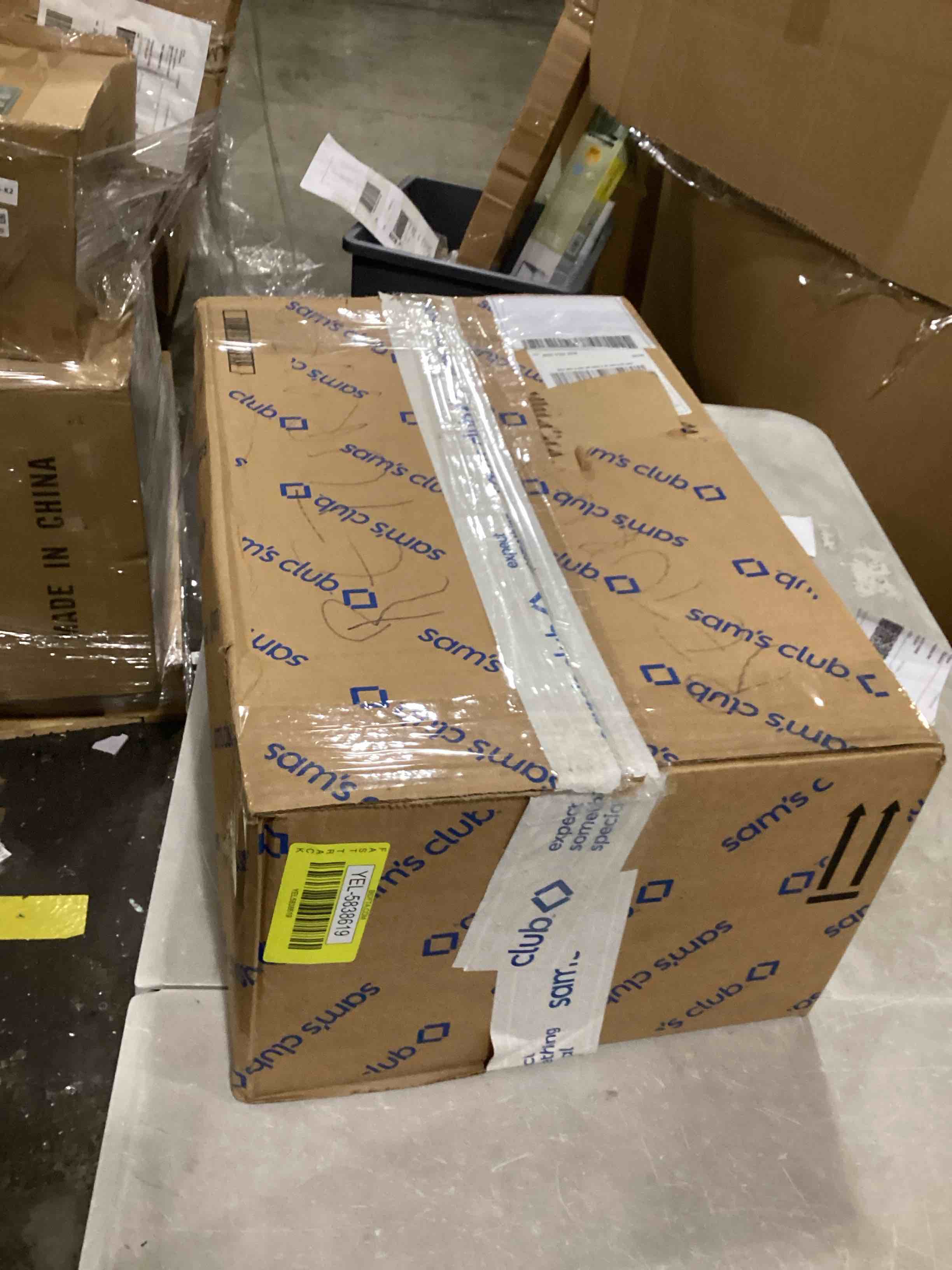 https://s3.amazonaws.com/lotting-images-prod/bidfta/YEL5838619_1723638088961.jpeg