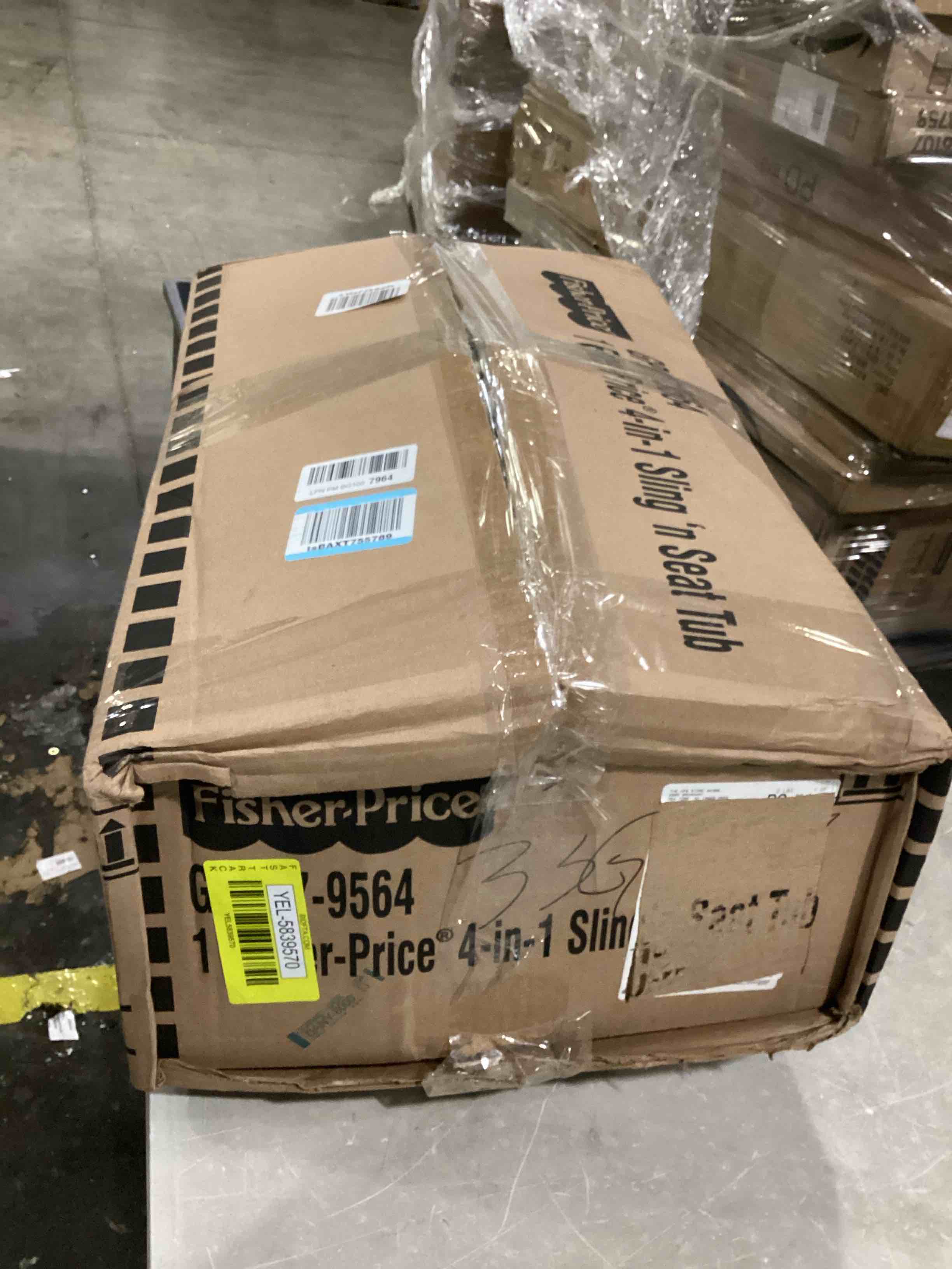 Rubbermaid Roughneck HeavyDuty Utility Bucket, 15Quart, Bisque