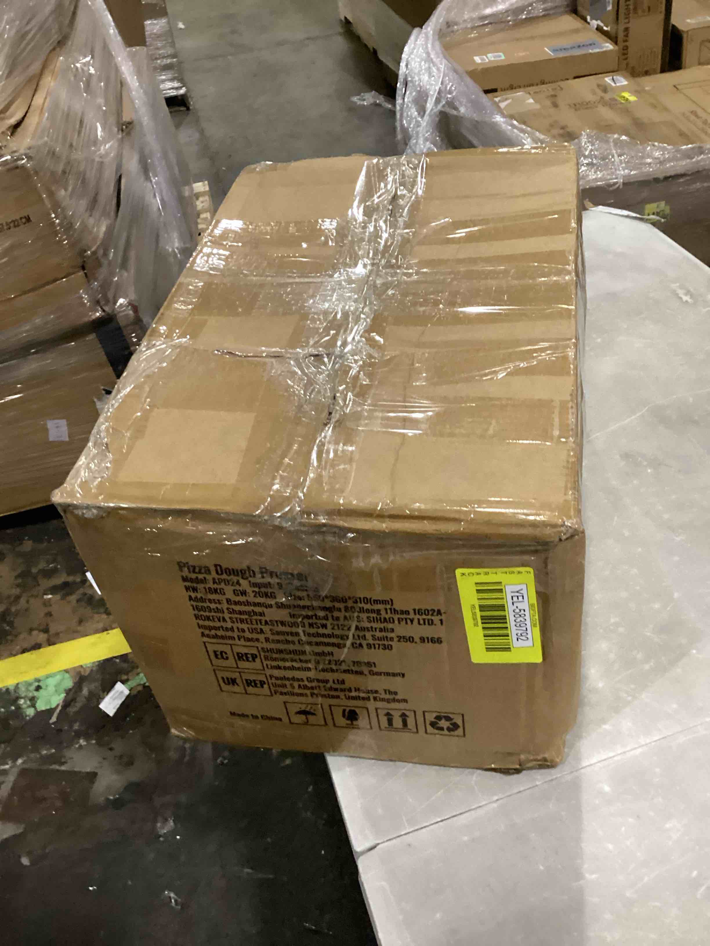 https://s3.amazonaws.com/lotting-images-prod/bidfta/YEL5839792_1725562565656.jpeg