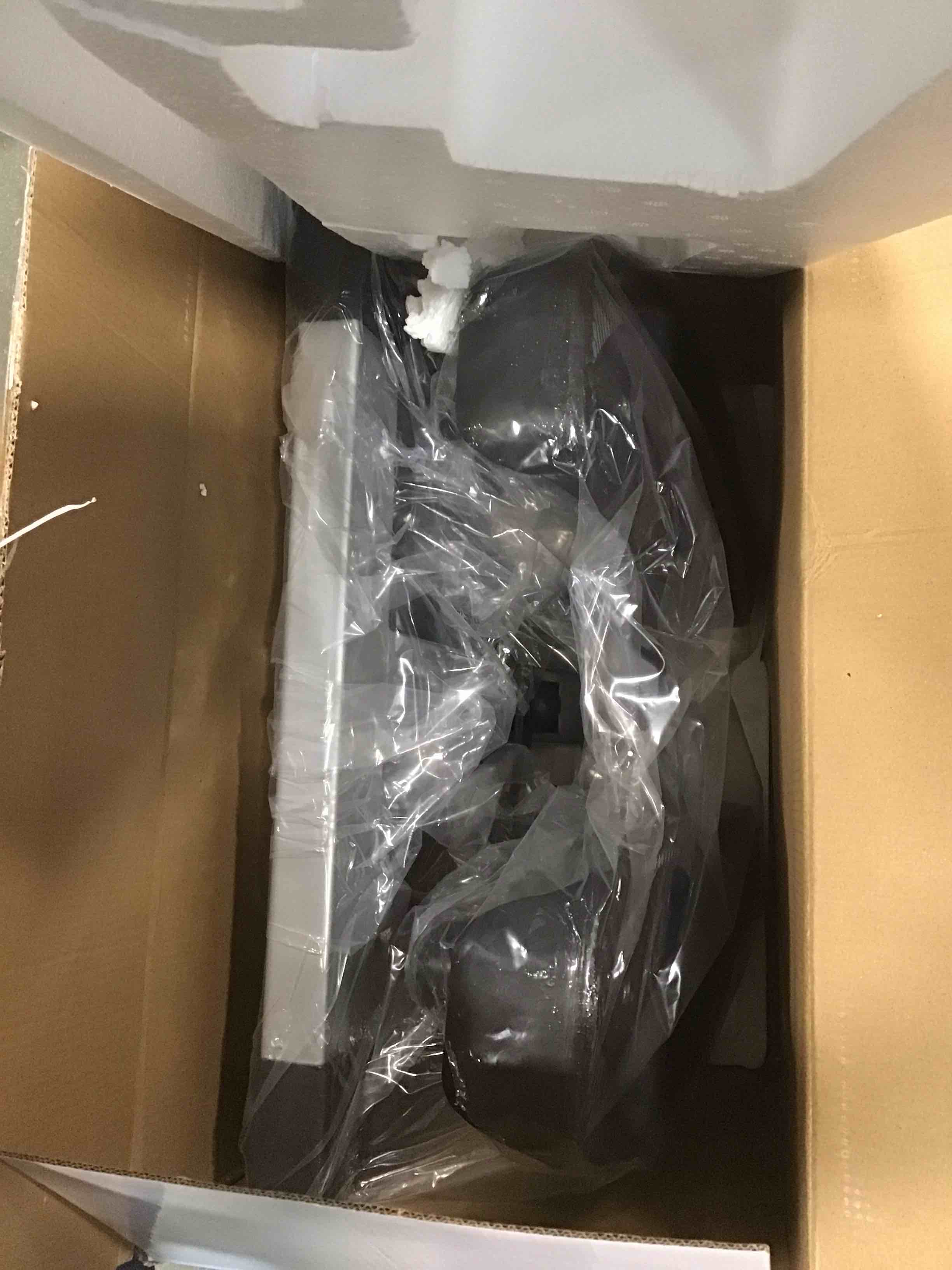 https://s3.amazonaws.com/lotting-images-prod/bidfta/YEL5840827_1703783318472.jpeg