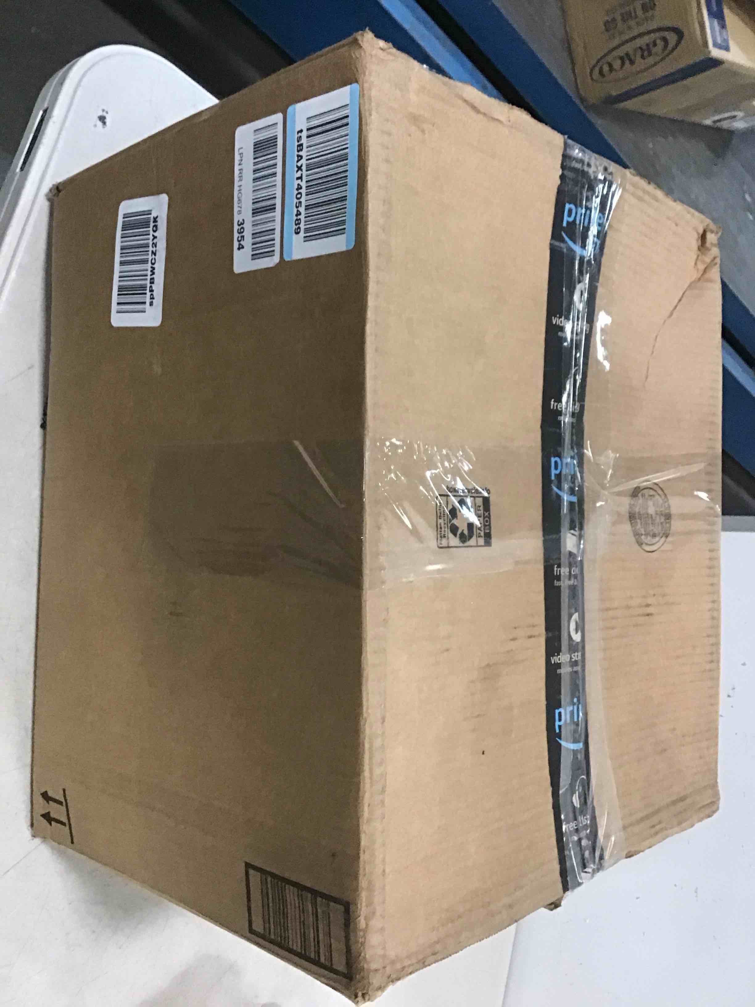 https://s3.amazonaws.com/lotting-images-prod/bidfta/YEL5840930_1703853842135.jpeg