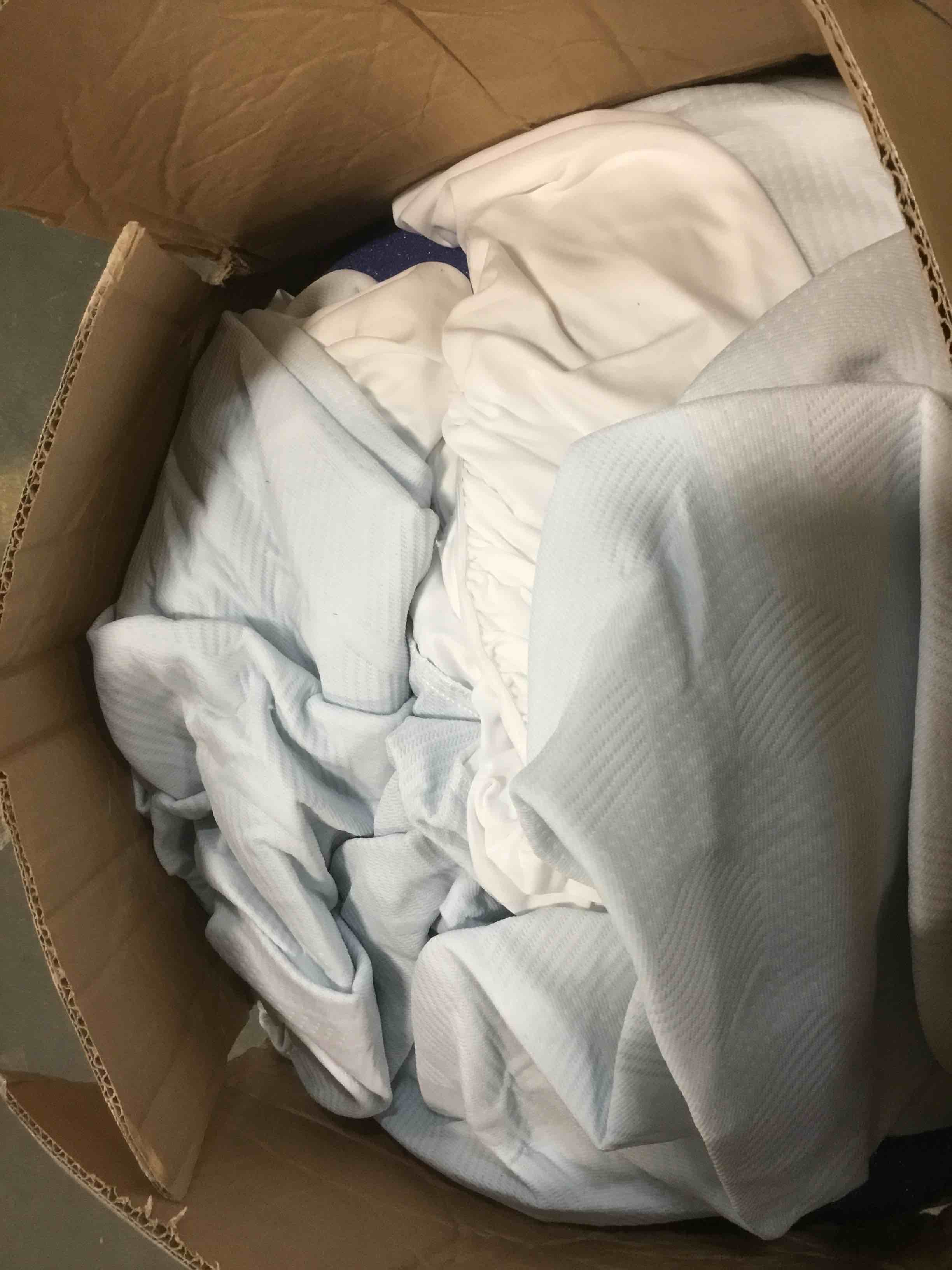 https://s3.amazonaws.com/lotting-images-prod/bidfta/YEL5841213_1703946646091.jpeg