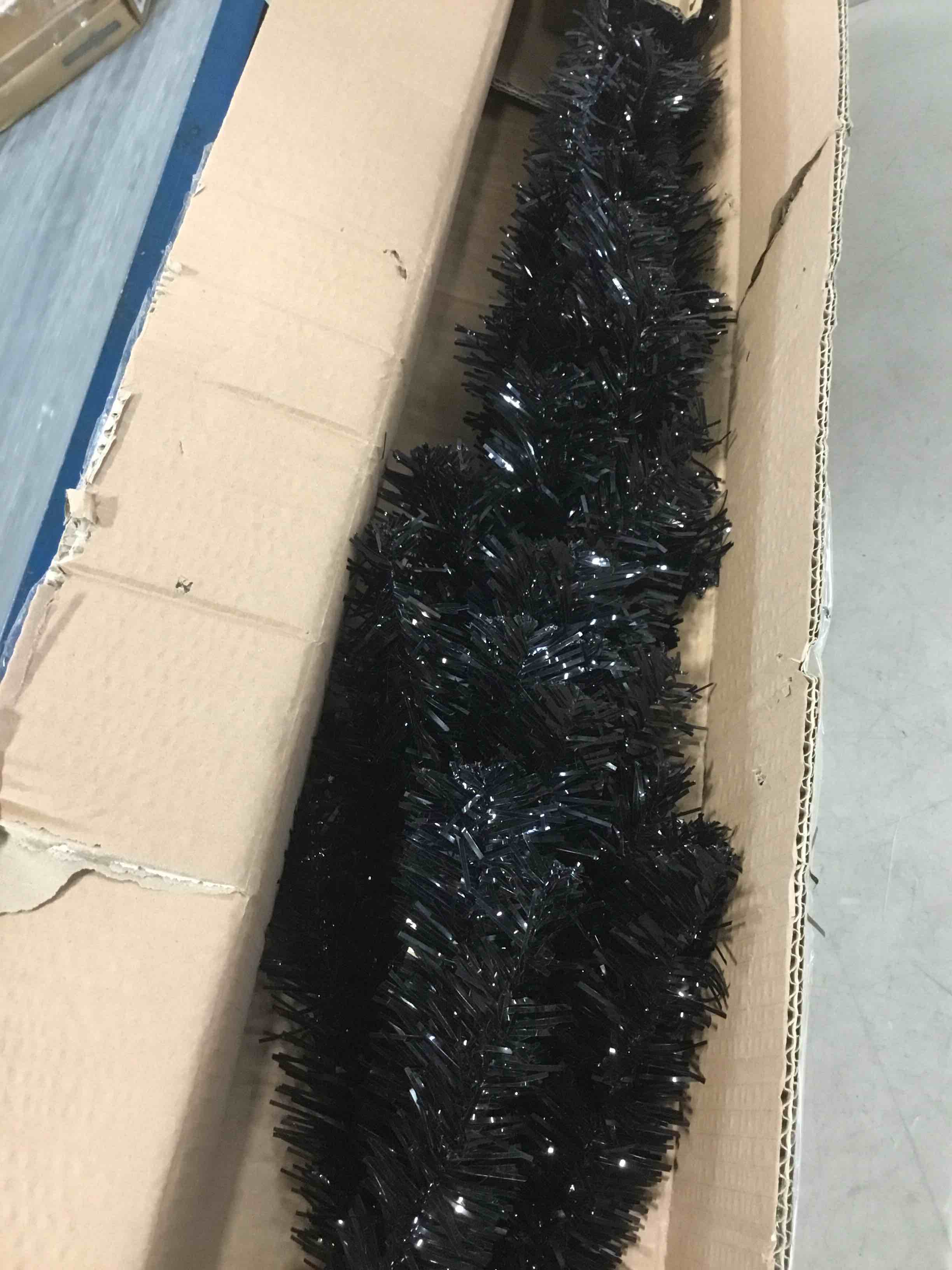 https://s3.amazonaws.com/lotting-images-prod/bidfta/YEL5841301_1703955846119.jpeg