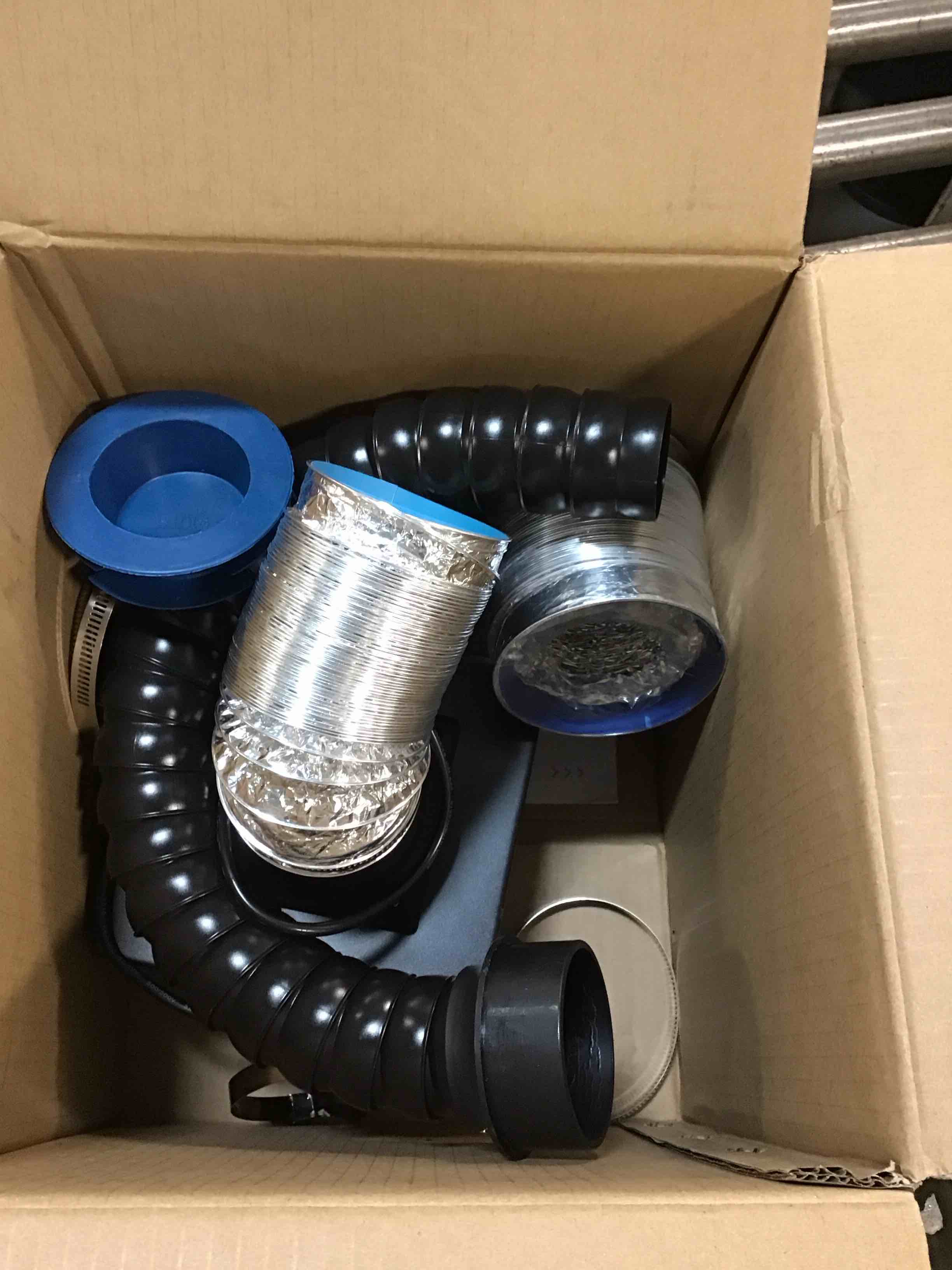 https://s3.amazonaws.com/lotting-images-prod/bidfta/YEL5842370_1704386010332.jpeg