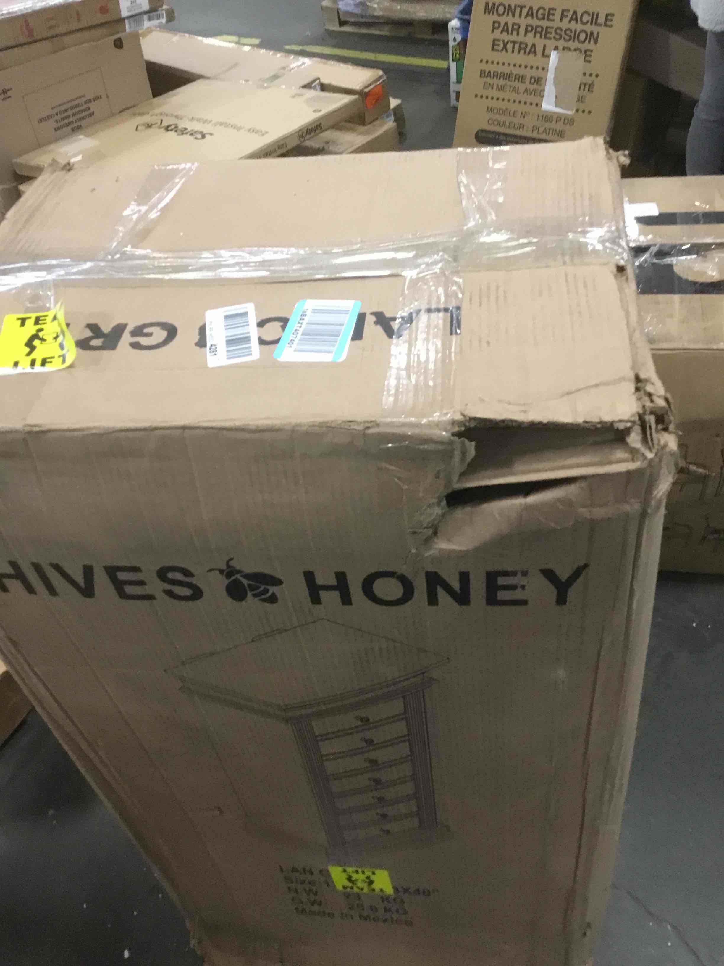 https://s3.amazonaws.com/lotting-images-prod/bidfta/YEL5843190_1704224207221.jpeg