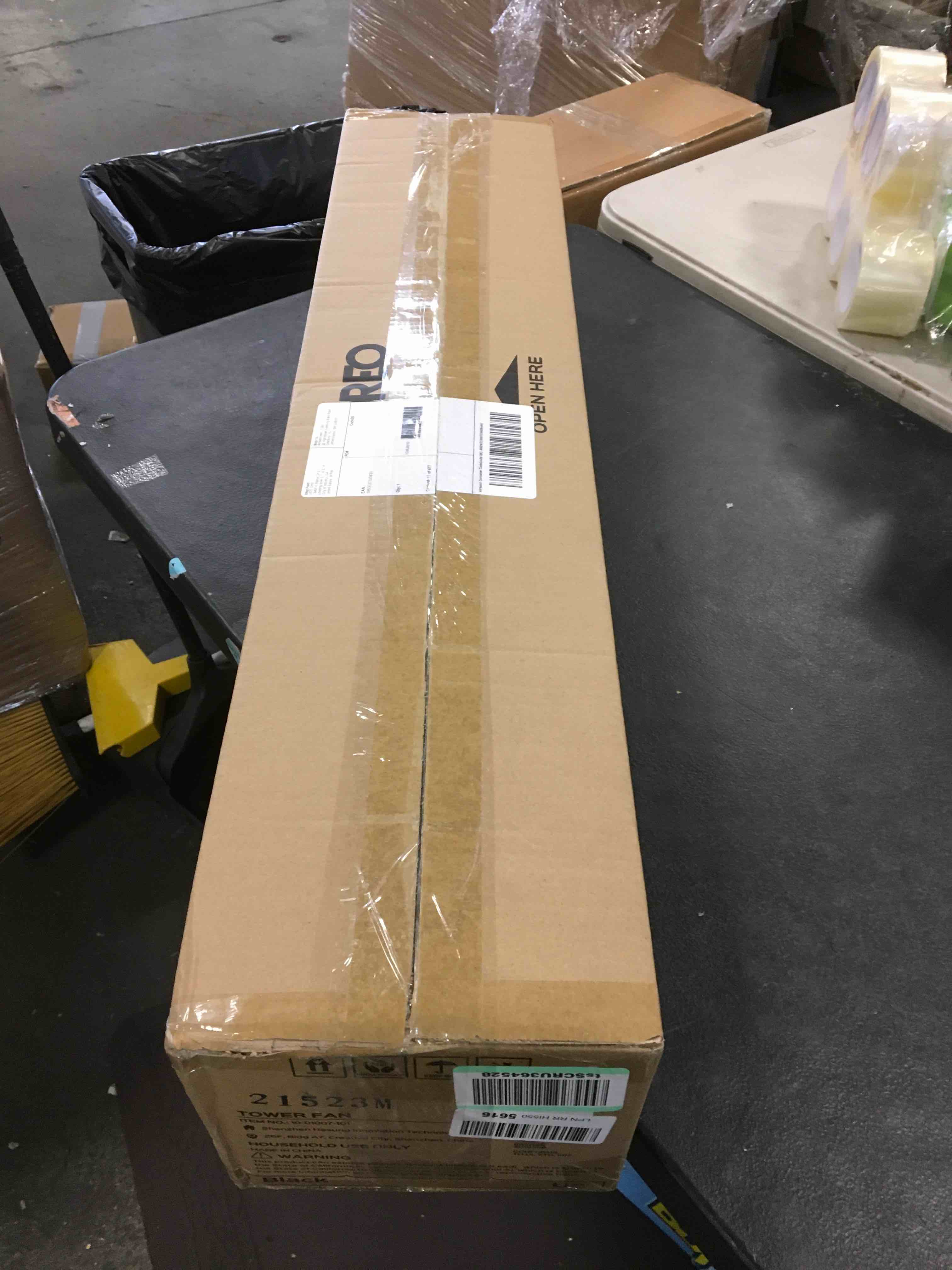 https://s3.amazonaws.com/lotting-images-prod/bidfta/YEL5843587_1704471520996.jpeg