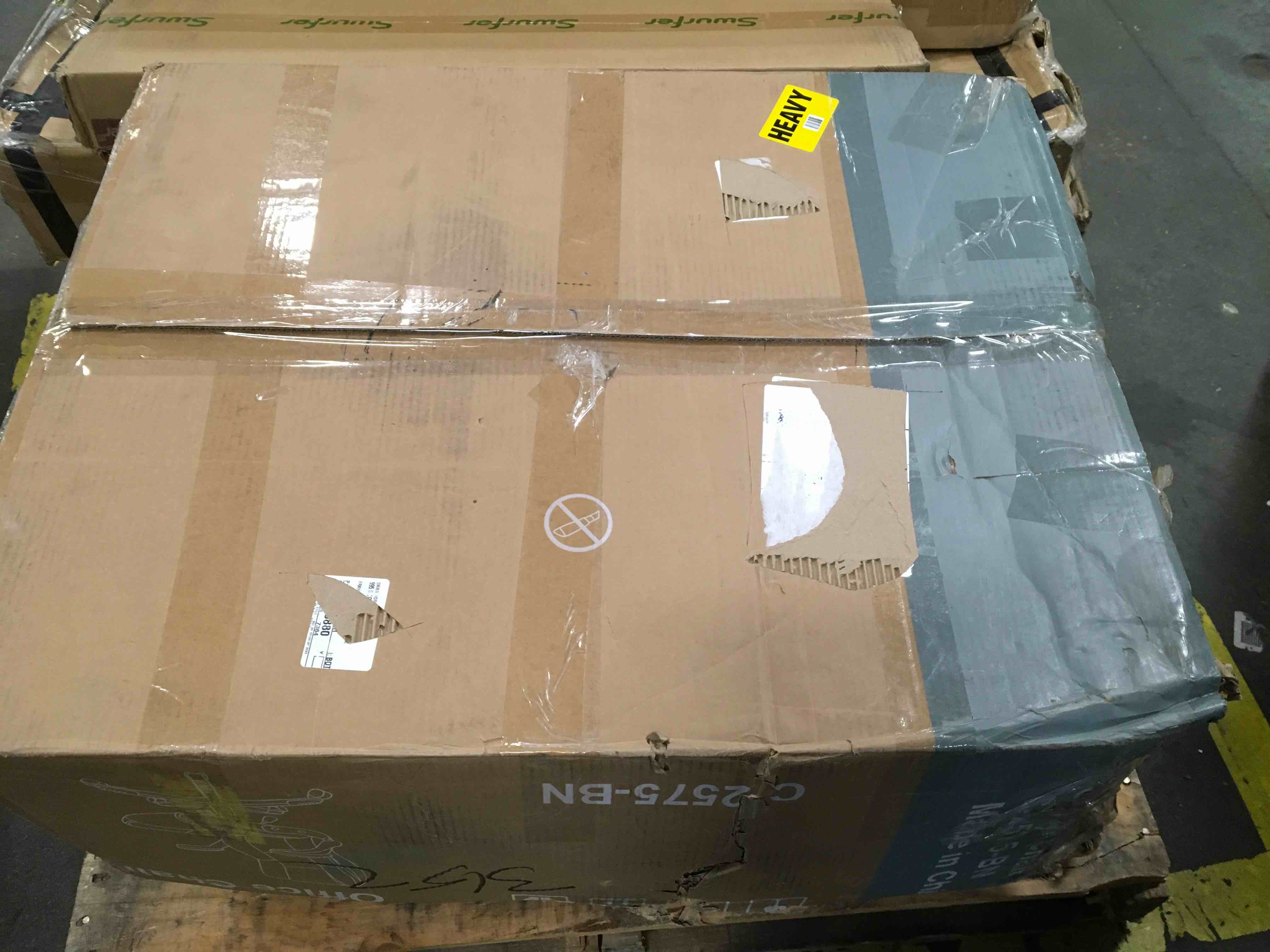 https://s3.amazonaws.com/lotting-images-prod/bidfta/YEL5844005_1704805720576.jpeg