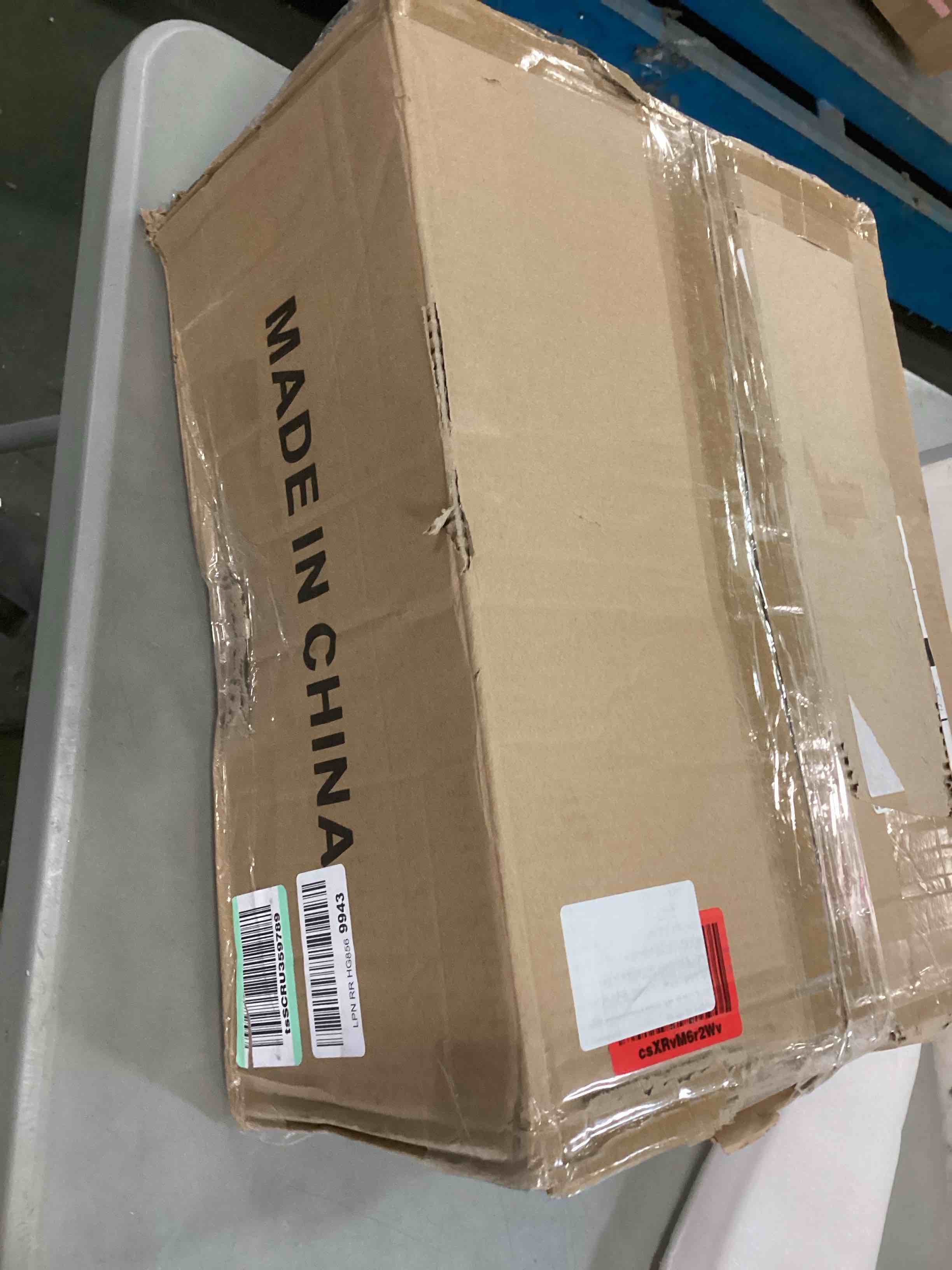 https://s3.amazonaws.com/lotting-images-prod/bidfta/YEL5847757_1703955442432.jpeg
