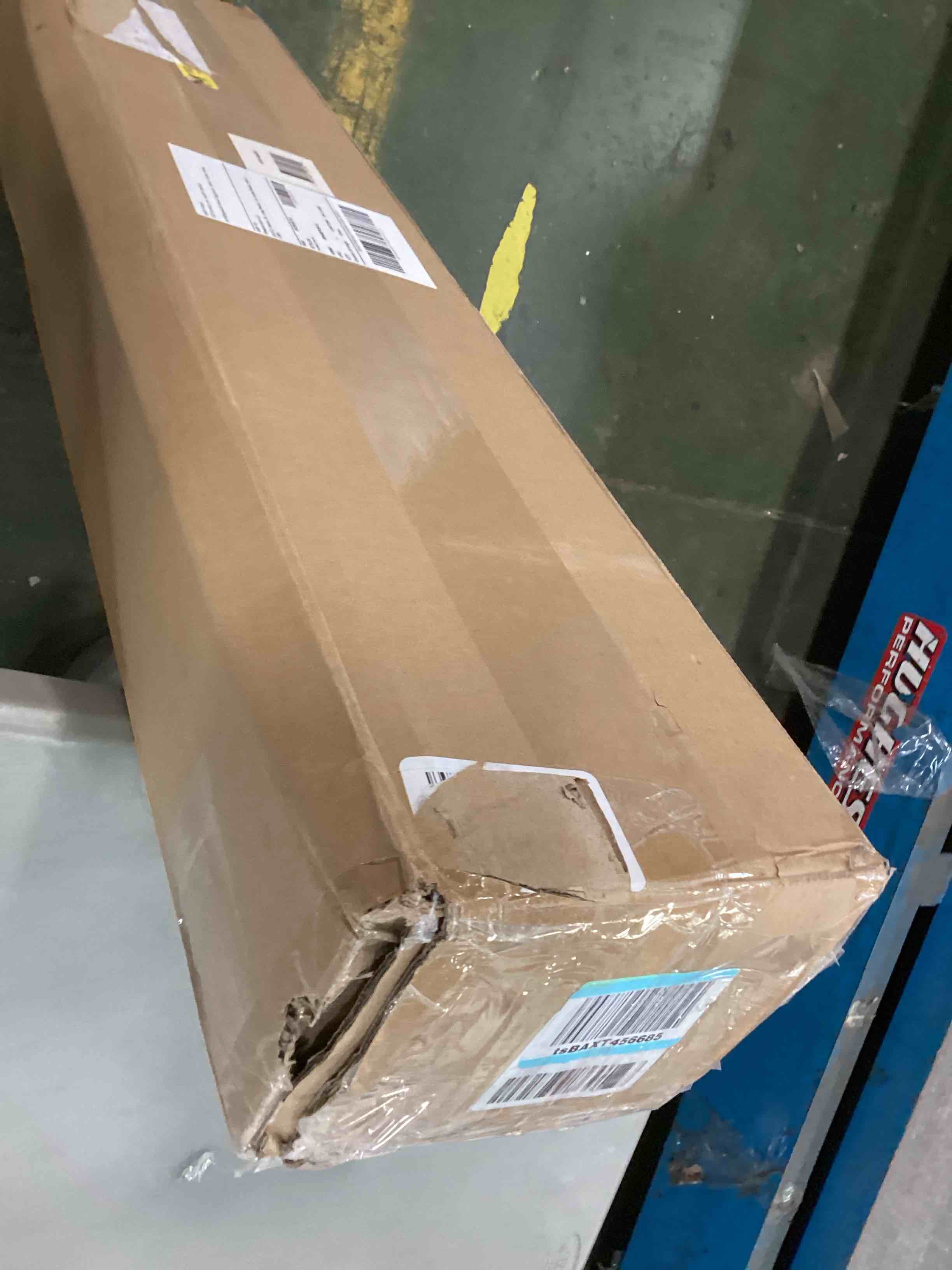 https://s3.amazonaws.com/lotting-images-prod/bidfta/YEL5847786_1703957666314.jpeg