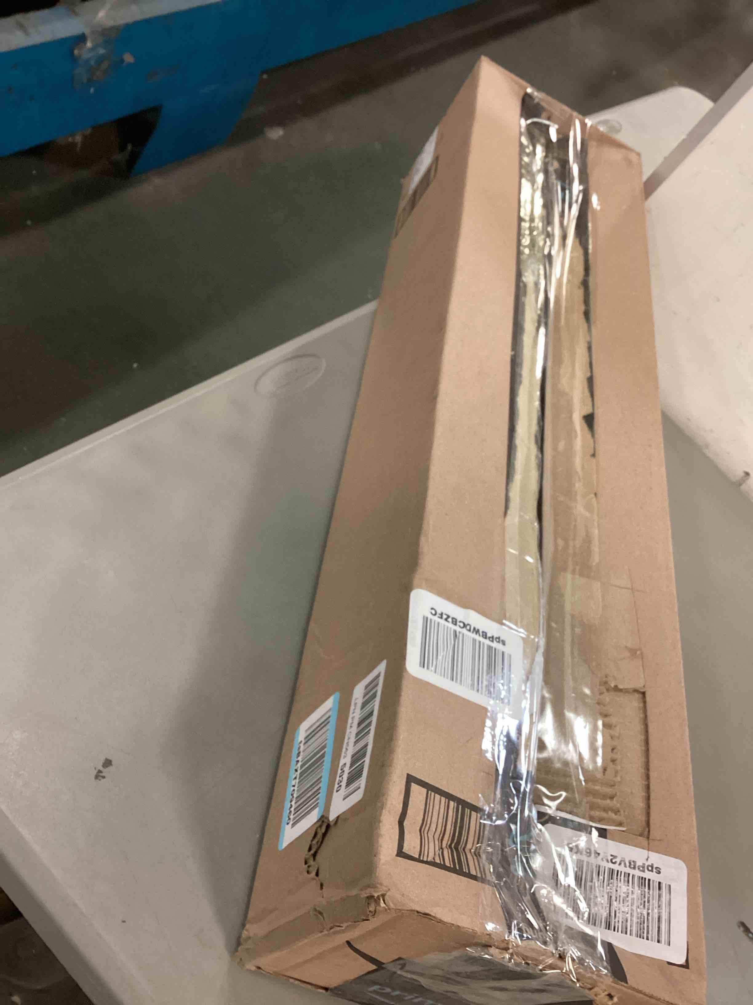 https://s3.amazonaws.com/lotting-images-prod/bidfta/YEL5847876_1703970489618.jpeg