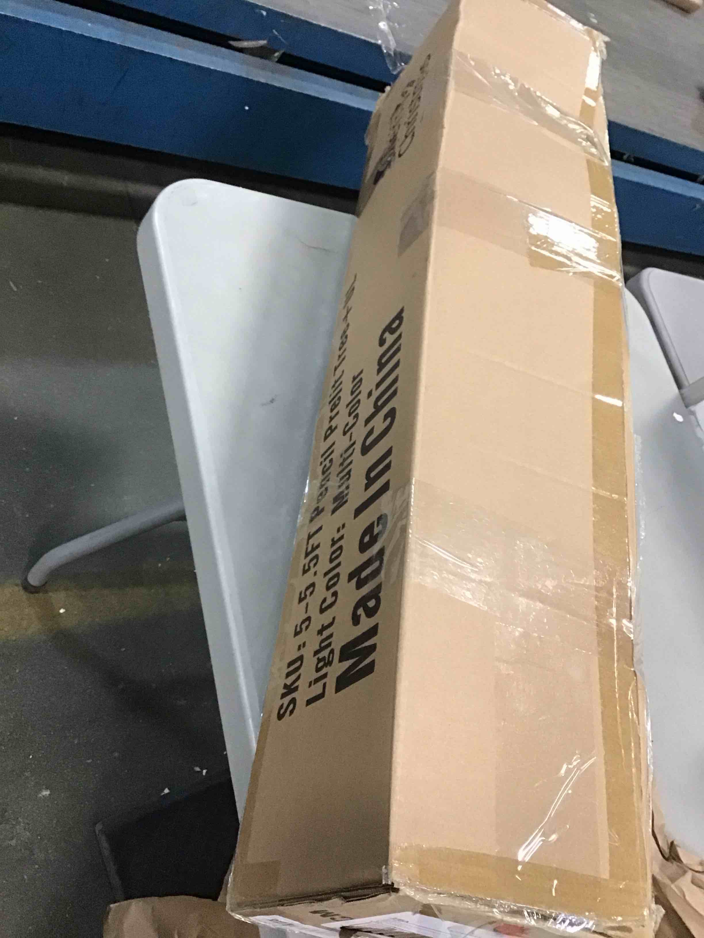 https://s3.amazonaws.com/lotting-images-prod/bidfta/YEL5848926_1704489057410.jpeg
