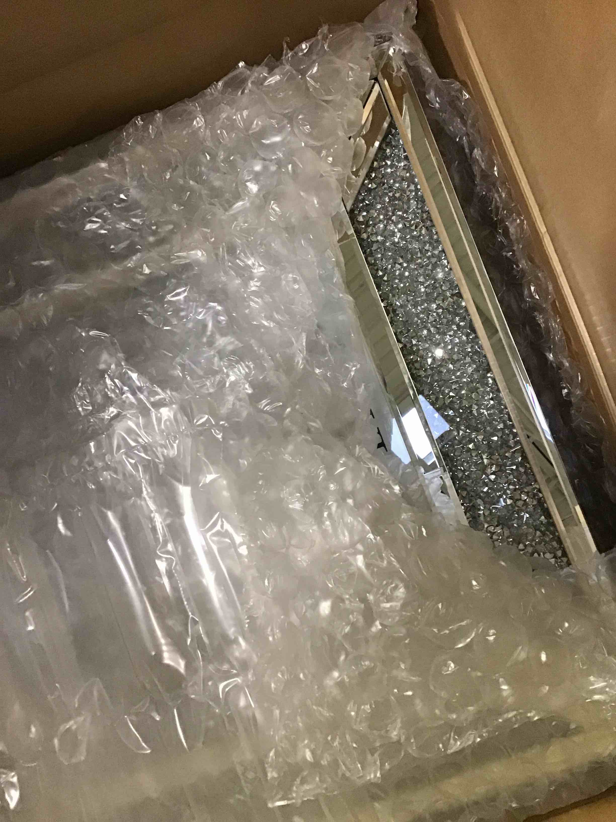 https://s3.amazonaws.com/lotting-images-prod/bidfta/YEL5849804_1704895045341.jpeg
