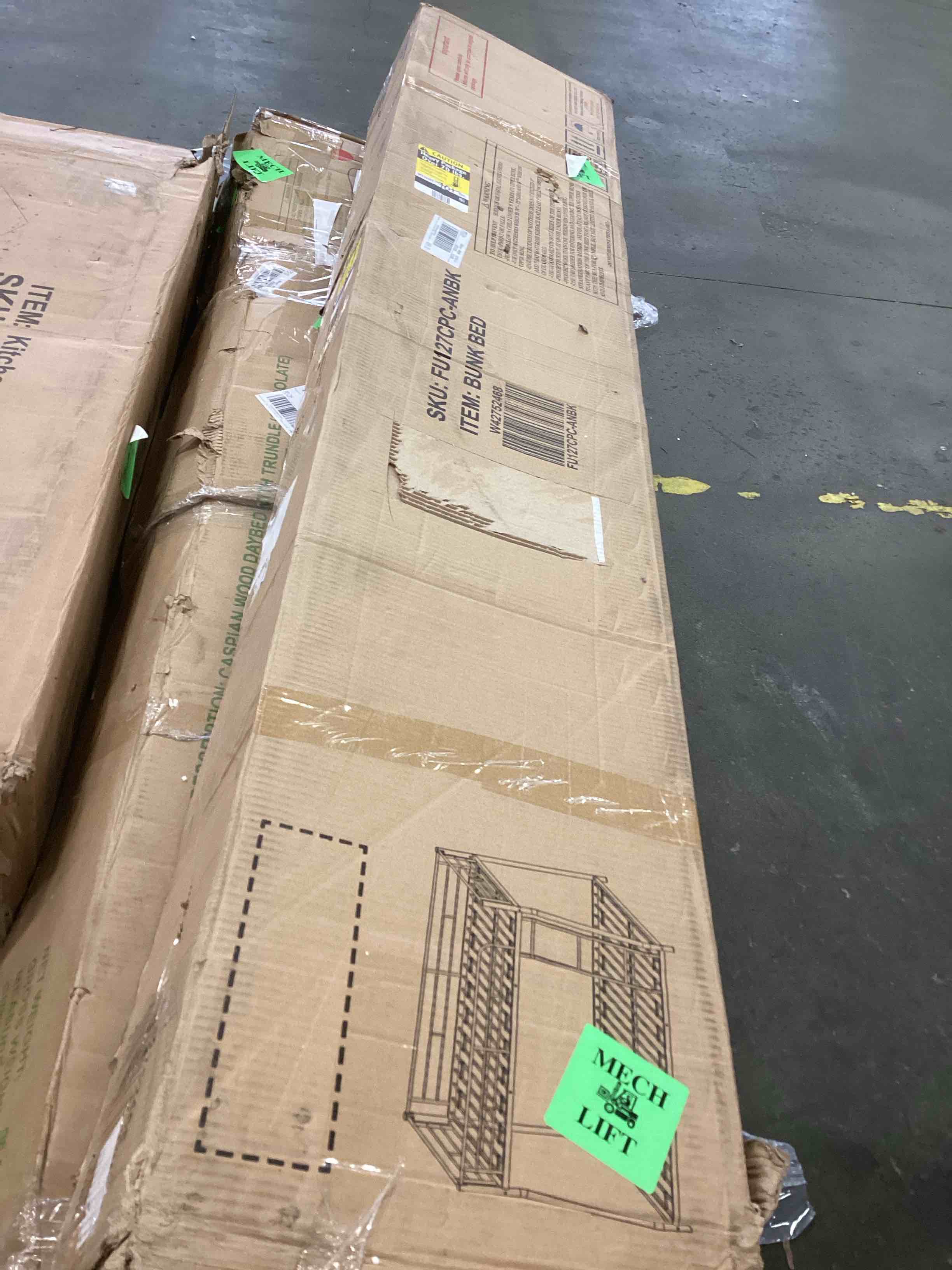 https://s3.amazonaws.com/lotting-images-prod/bidfta/YEL5850863_1704227620489.jpeg