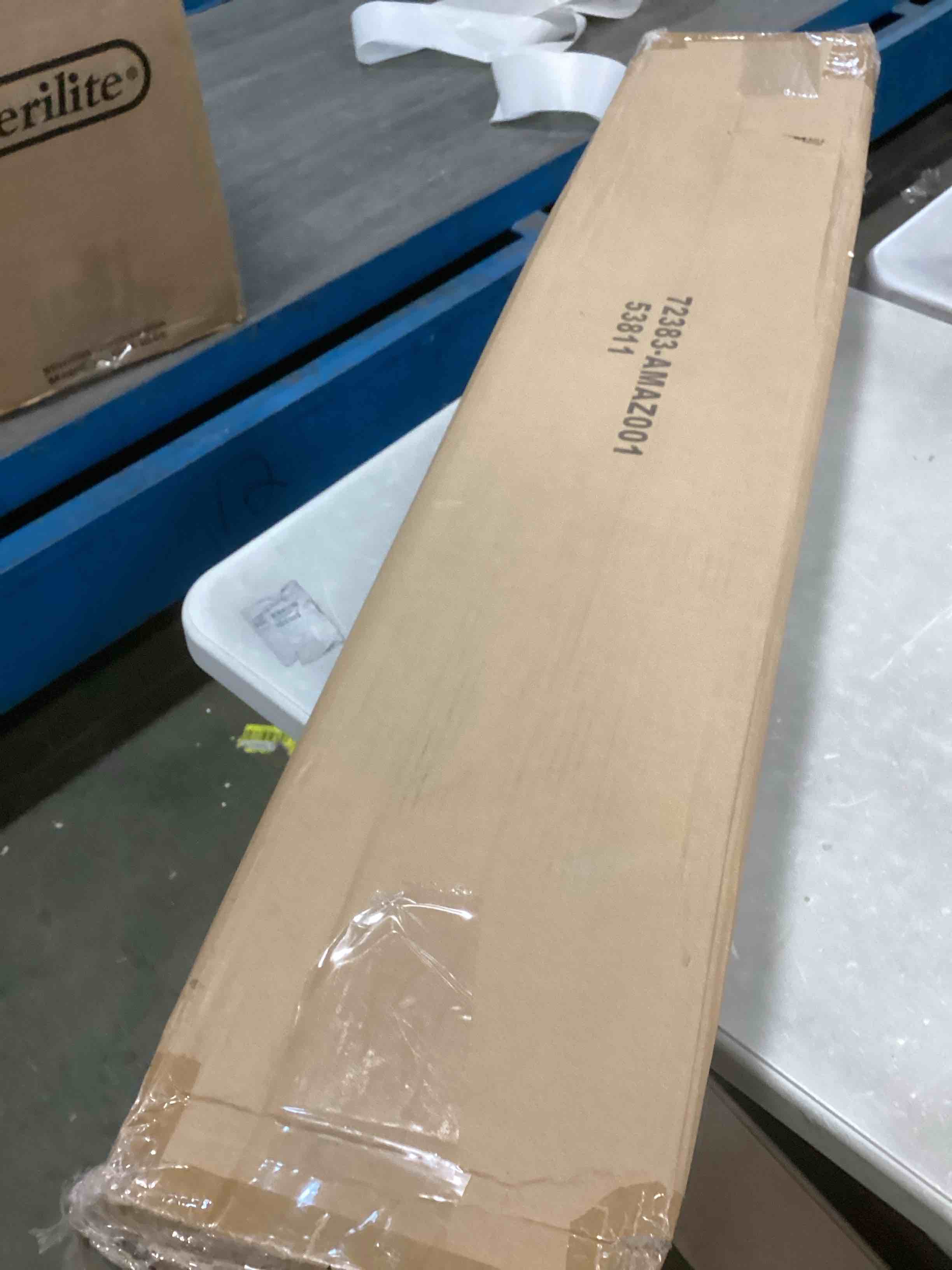 https://s3.amazonaws.com/lotting-images-prod/bidfta/YEL5850940_1704288326638.jpeg