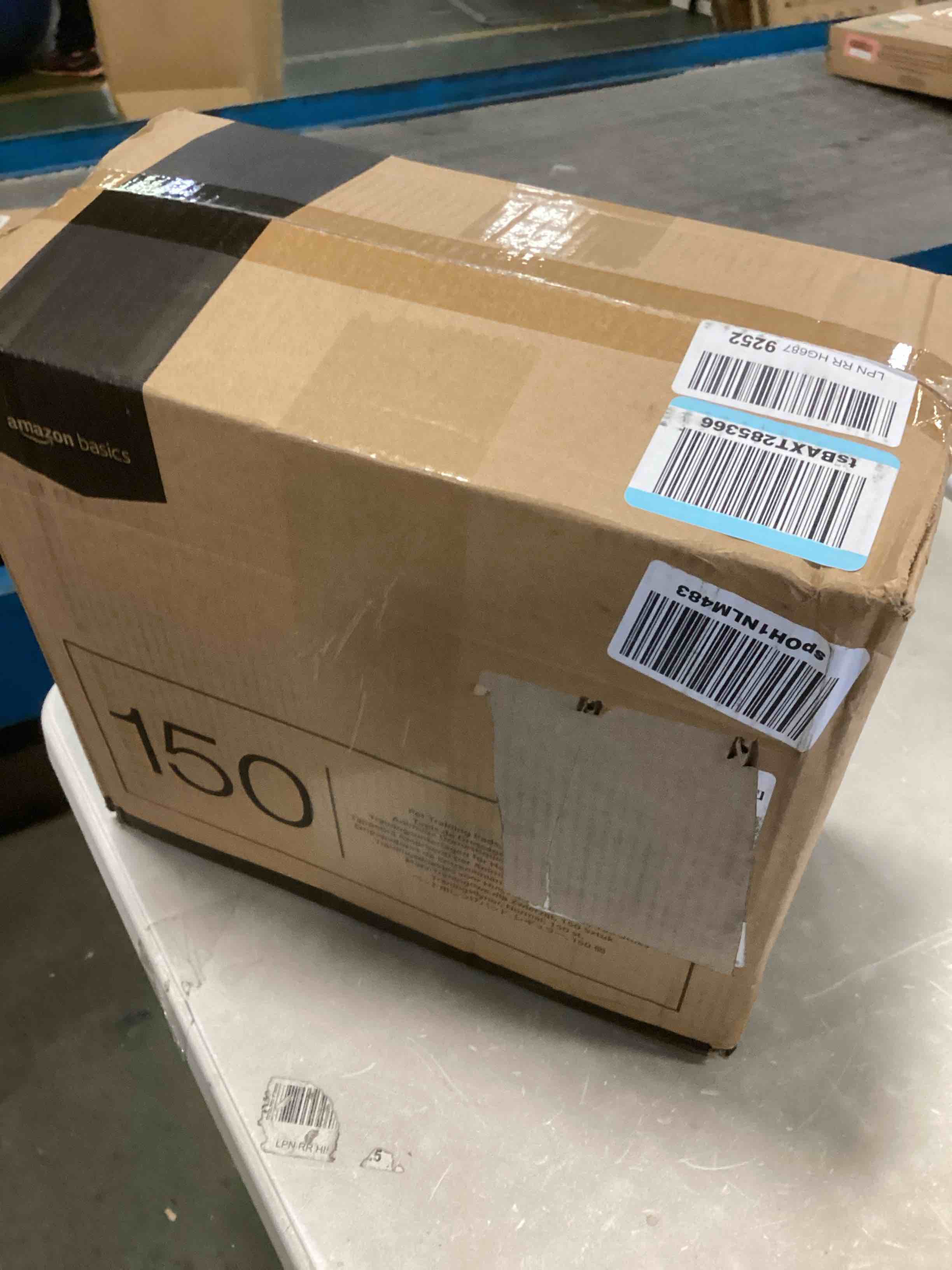 https://s3.amazonaws.com/lotting-images-prod/bidfta/YEL5851039_1704299636837.jpeg