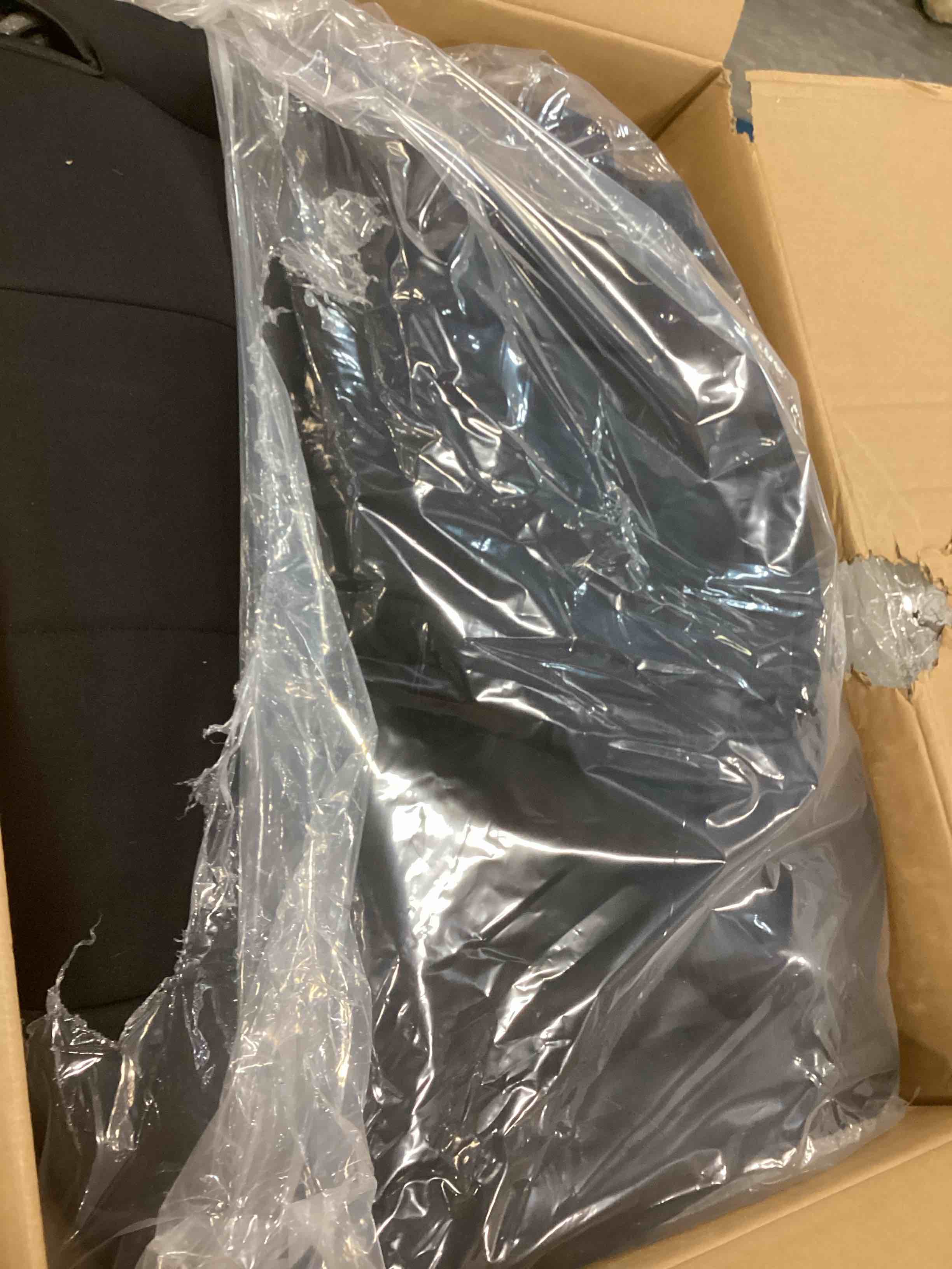https://s3.amazonaws.com/lotting-images-prod/bidfta/YEL5851069_1704306640755.jpeg