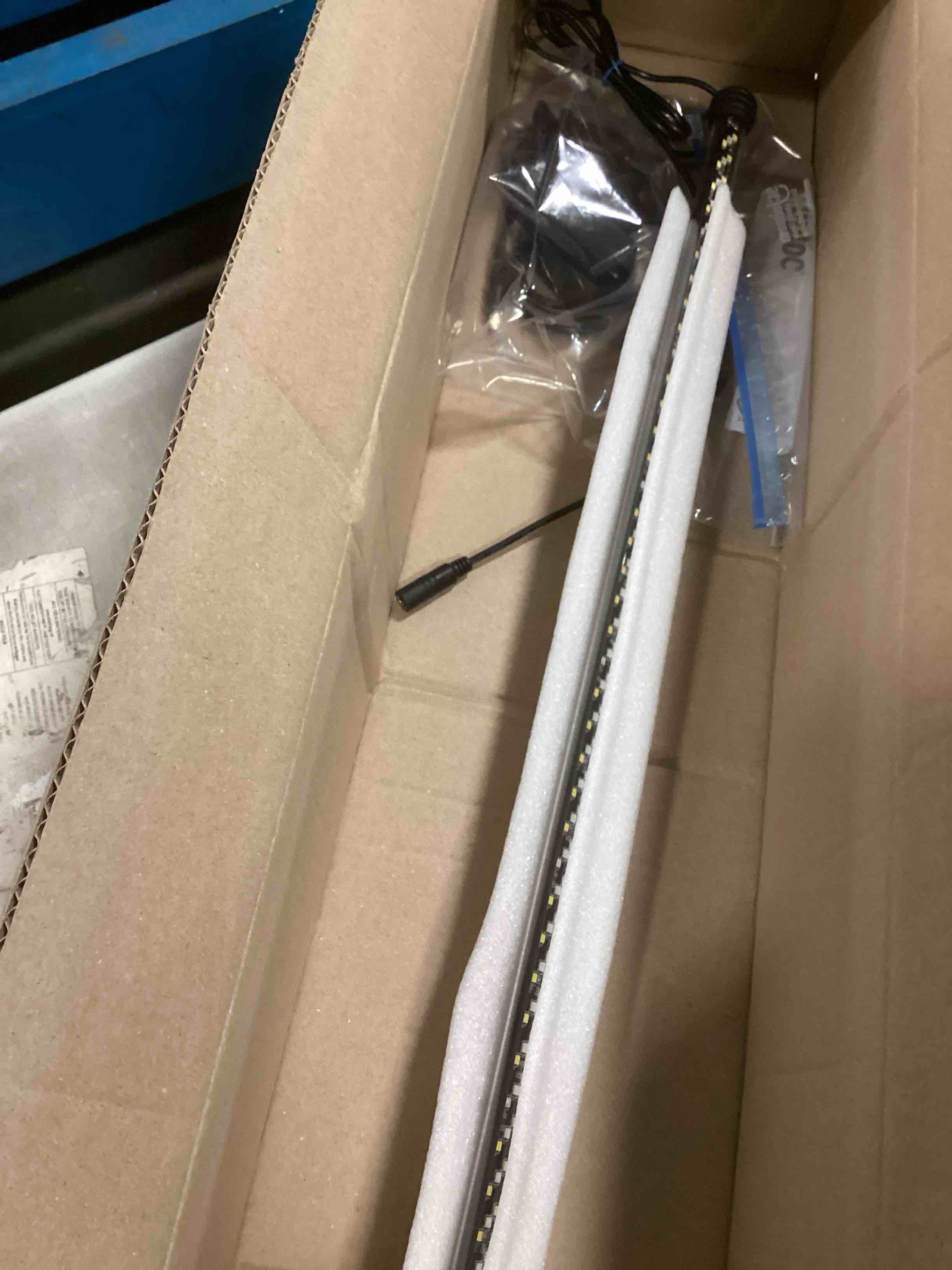 https://s3.amazonaws.com/lotting-images-prod/bidfta/YEL5851259_1704385255798.jpeg