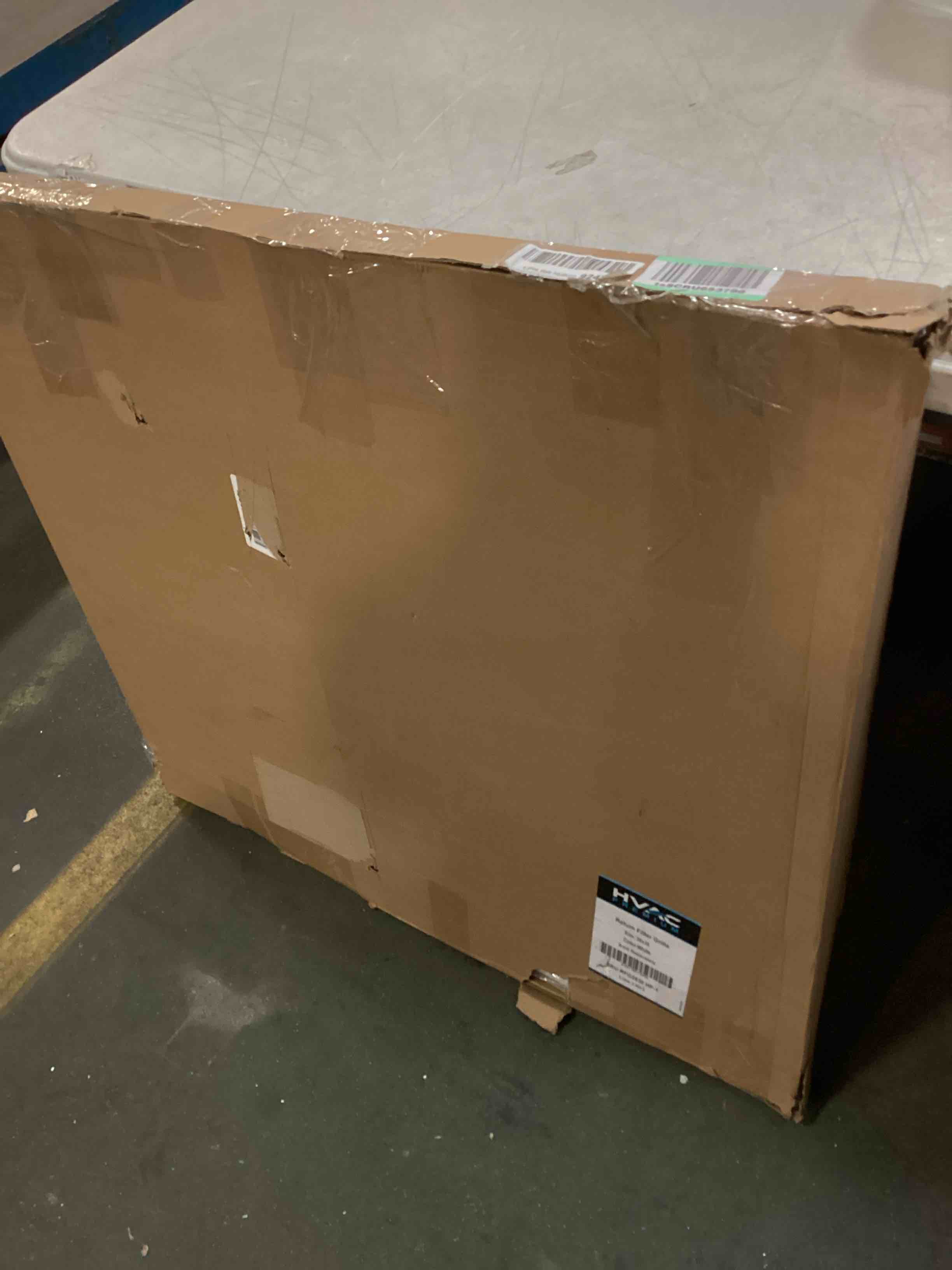 https://s3.amazonaws.com/lotting-images-prod/bidfta/YEL5851380_1704458514134.jpeg