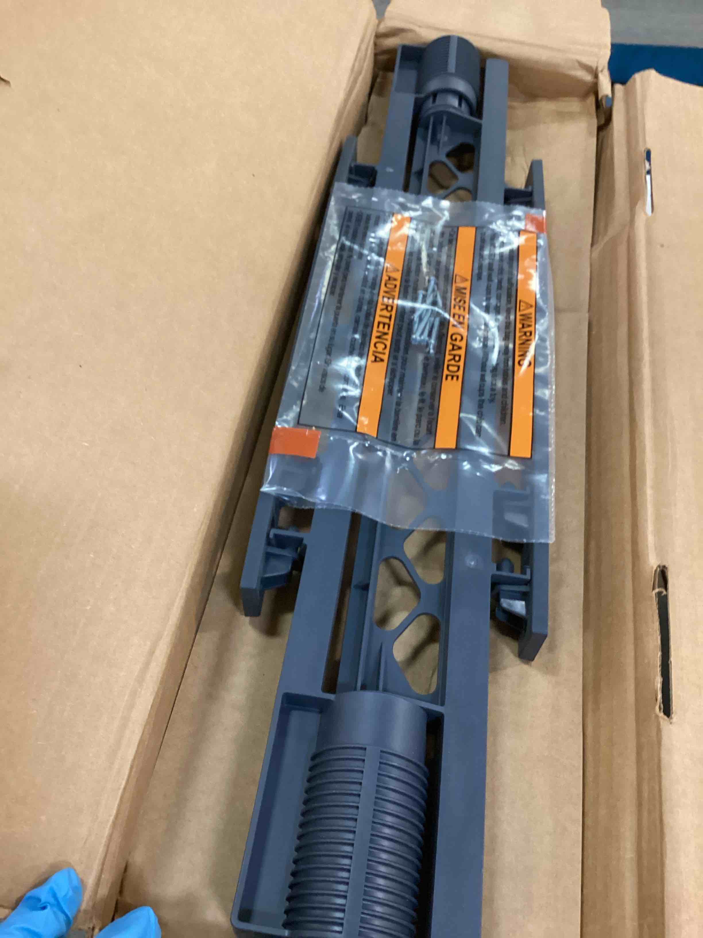 https://s3.amazonaws.com/lotting-images-prod/bidfta/YEL5851445_1704465173699.jpeg