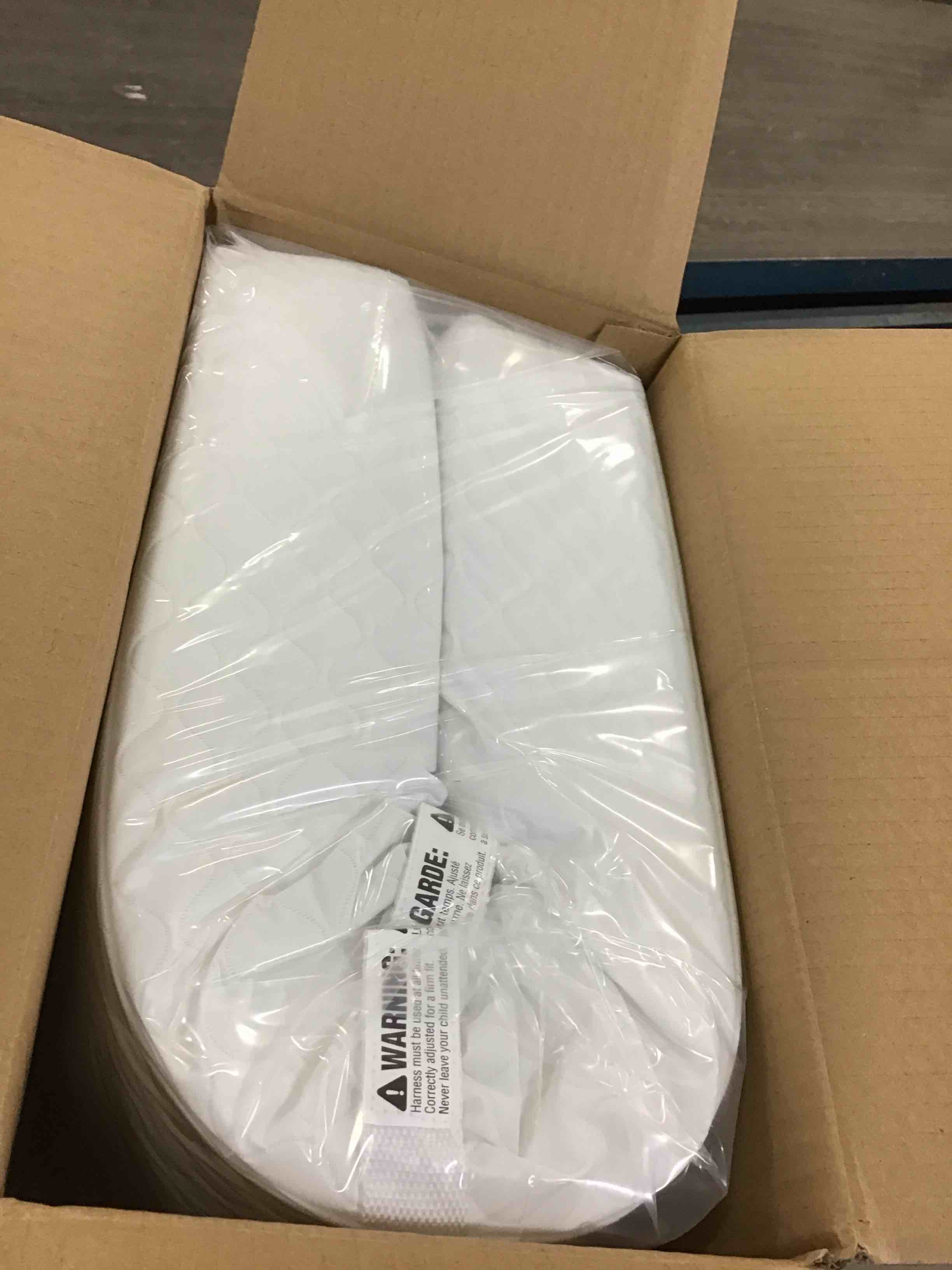 https://s3.amazonaws.com/lotting-images-prod/bidfta/YEL5851728_1704732677523.jpeg