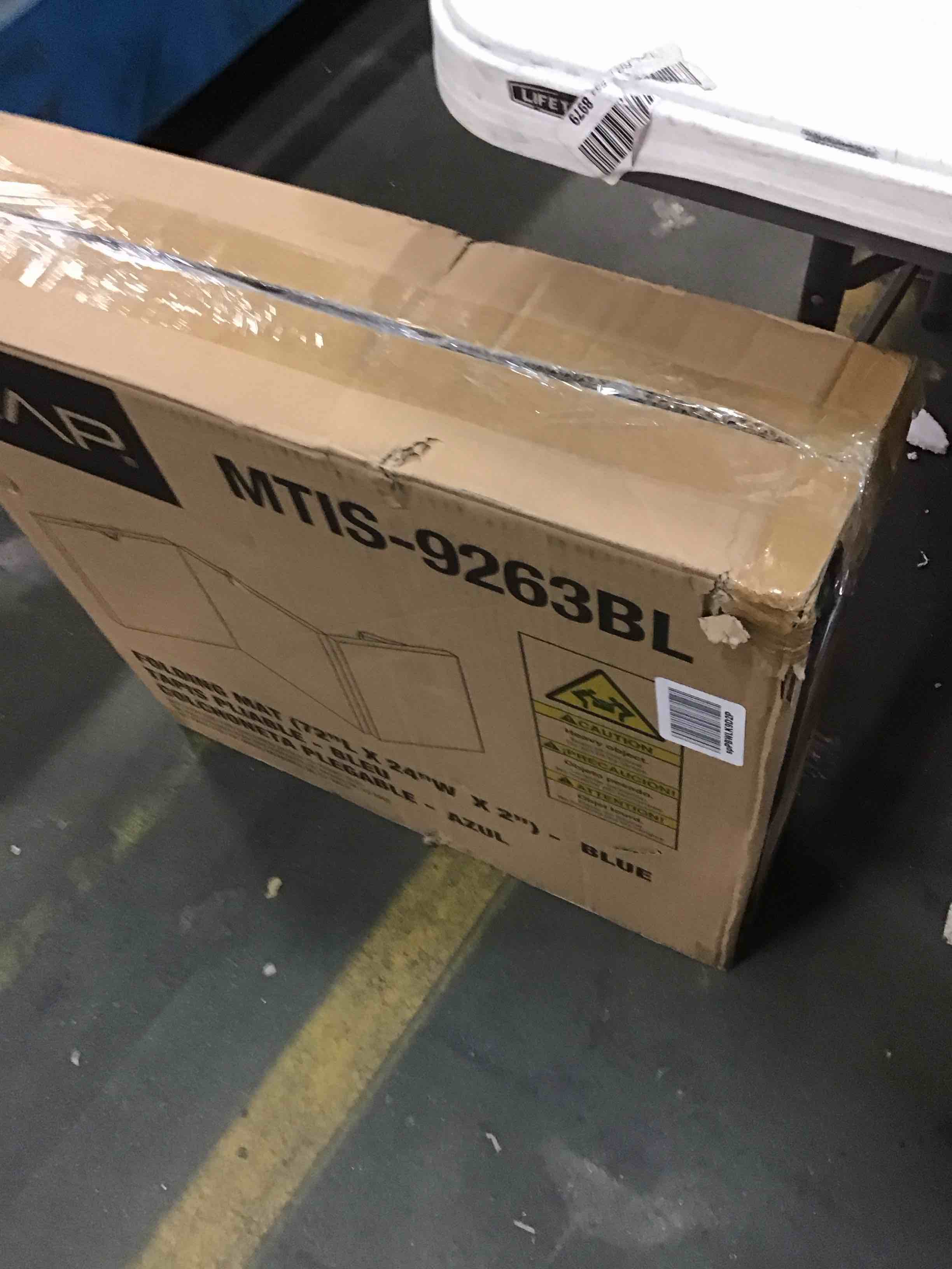 https://s3.amazonaws.com/lotting-images-prod/bidfta/YEL5851812_1704742714076.jpeg