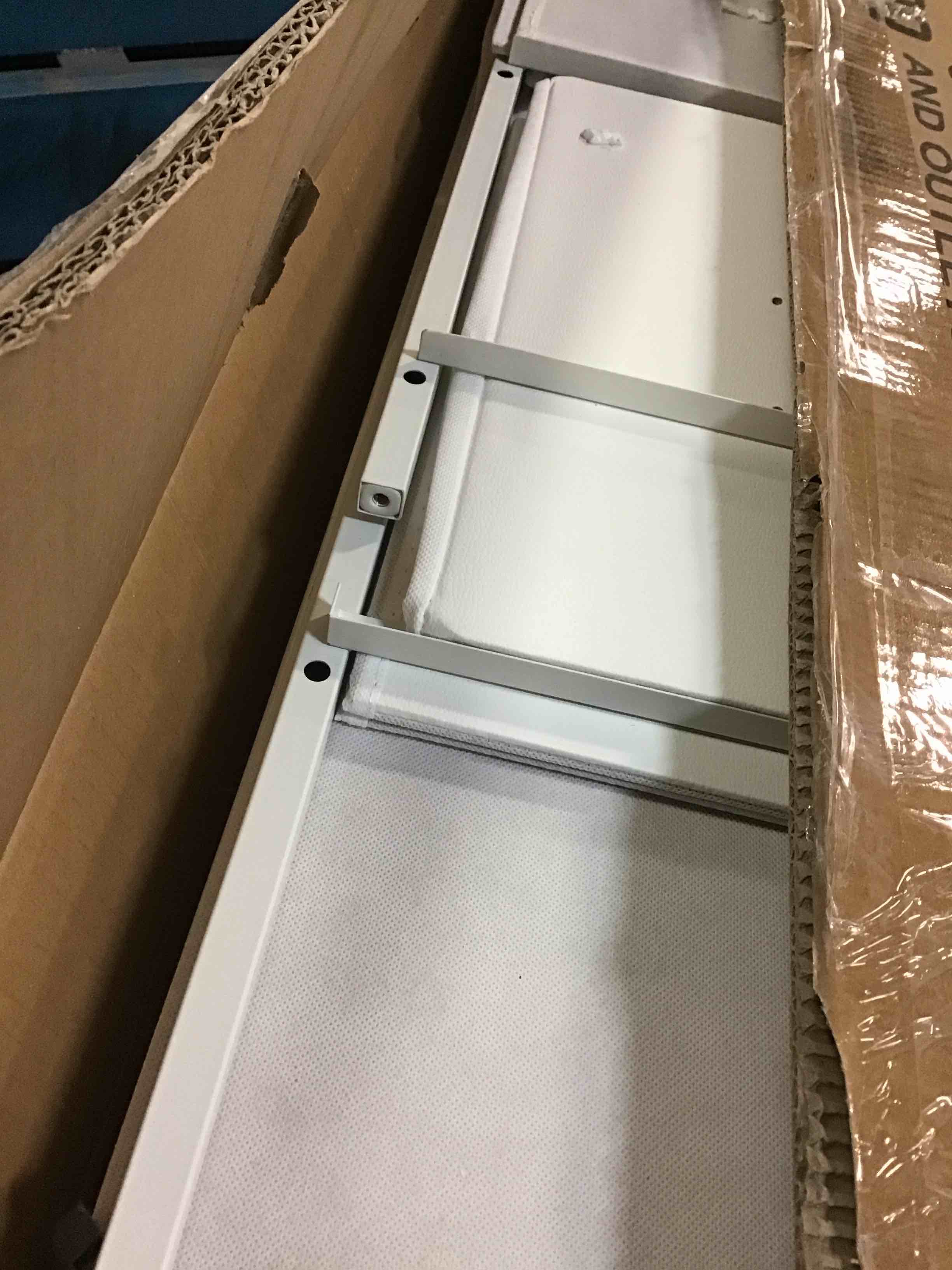 https://s3.amazonaws.com/lotting-images-prod/bidfta/YEL5851838_1704747011763.jpeg