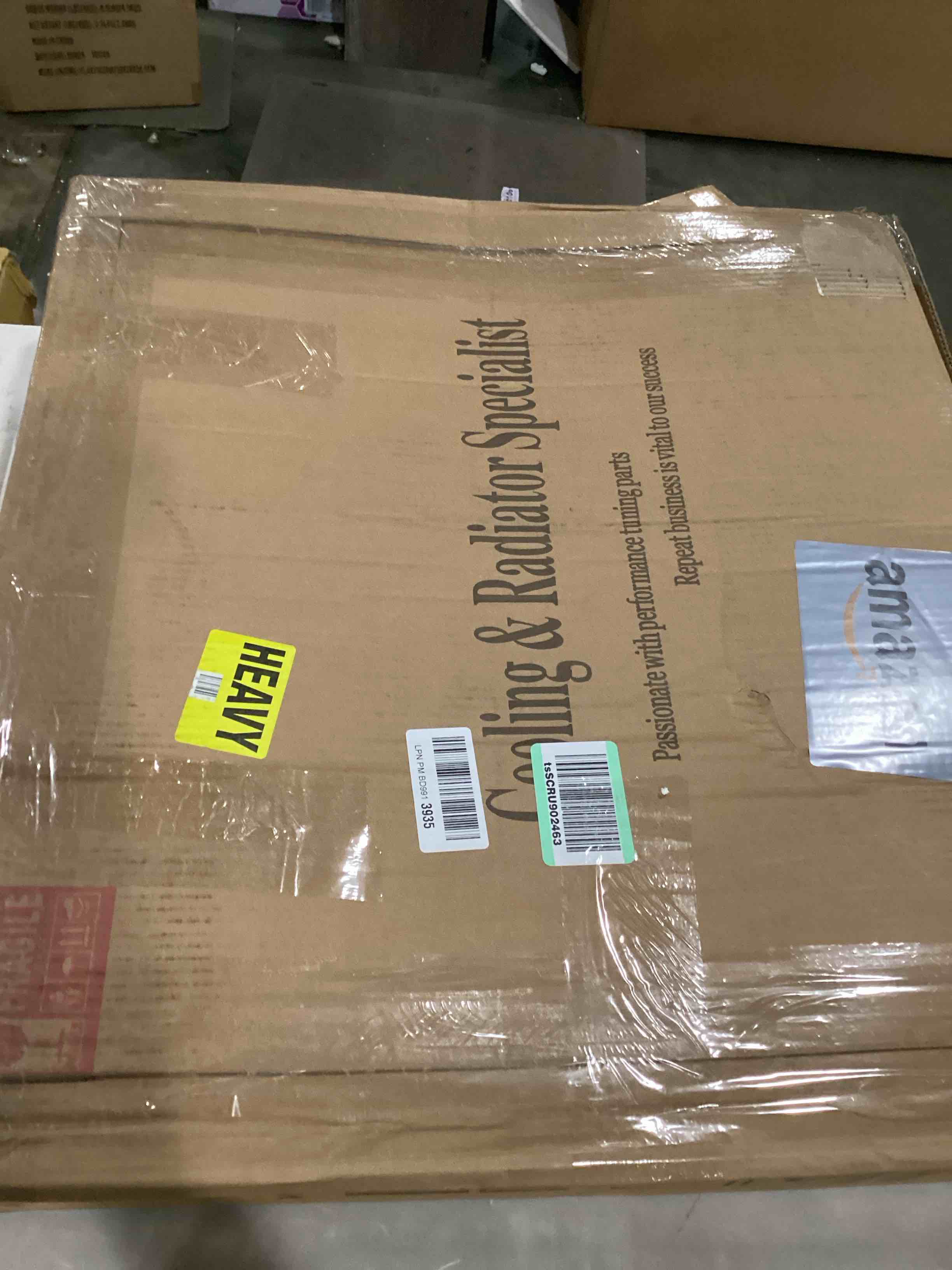https://s3.amazonaws.com/lotting-images-prod/bidfta/YEL5851958_1725551283617.jpeg