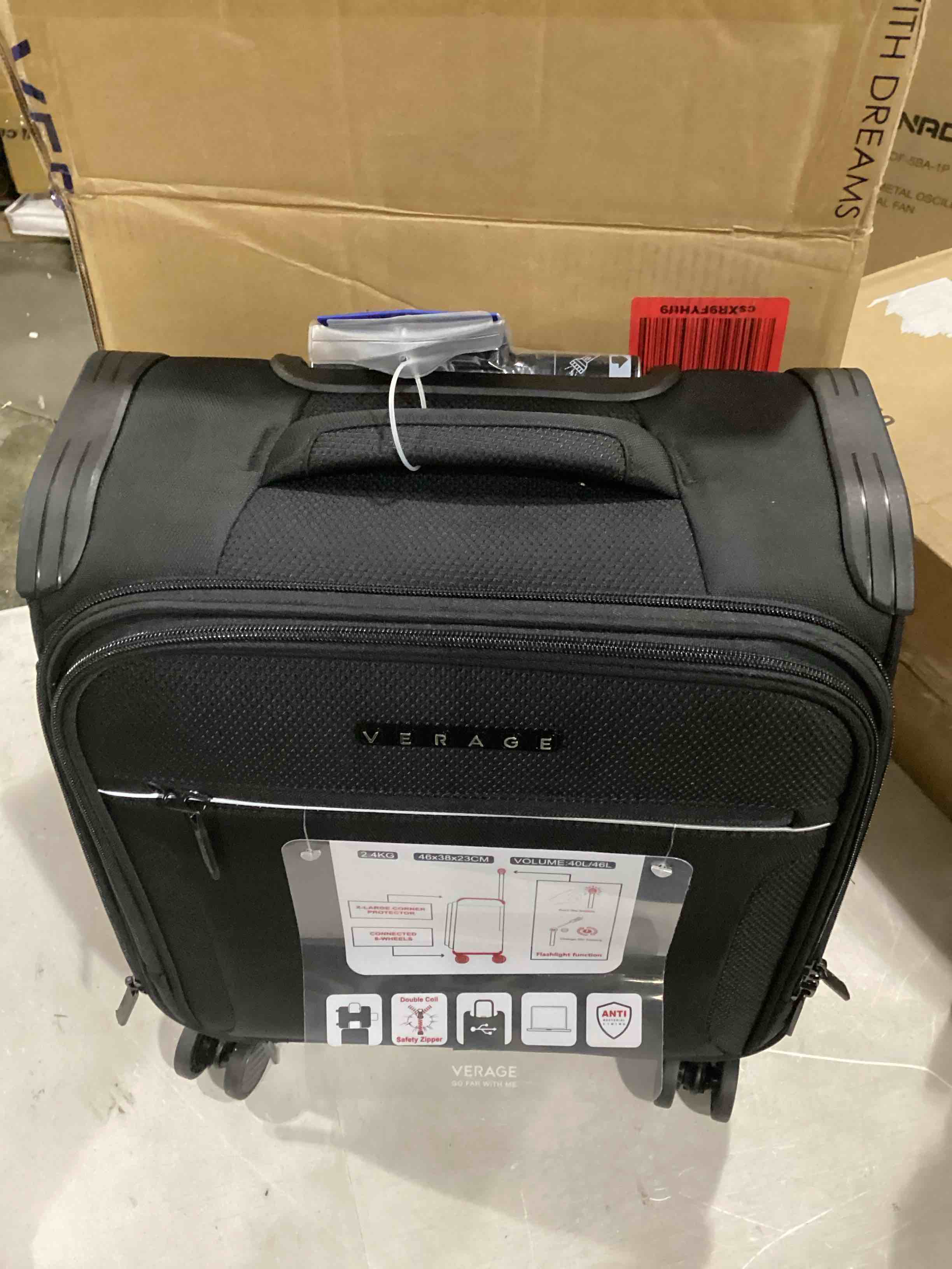 https://s3.amazonaws.com/lotting-images-prod/bidfta/YEL5852009_1725622489628.jpeg