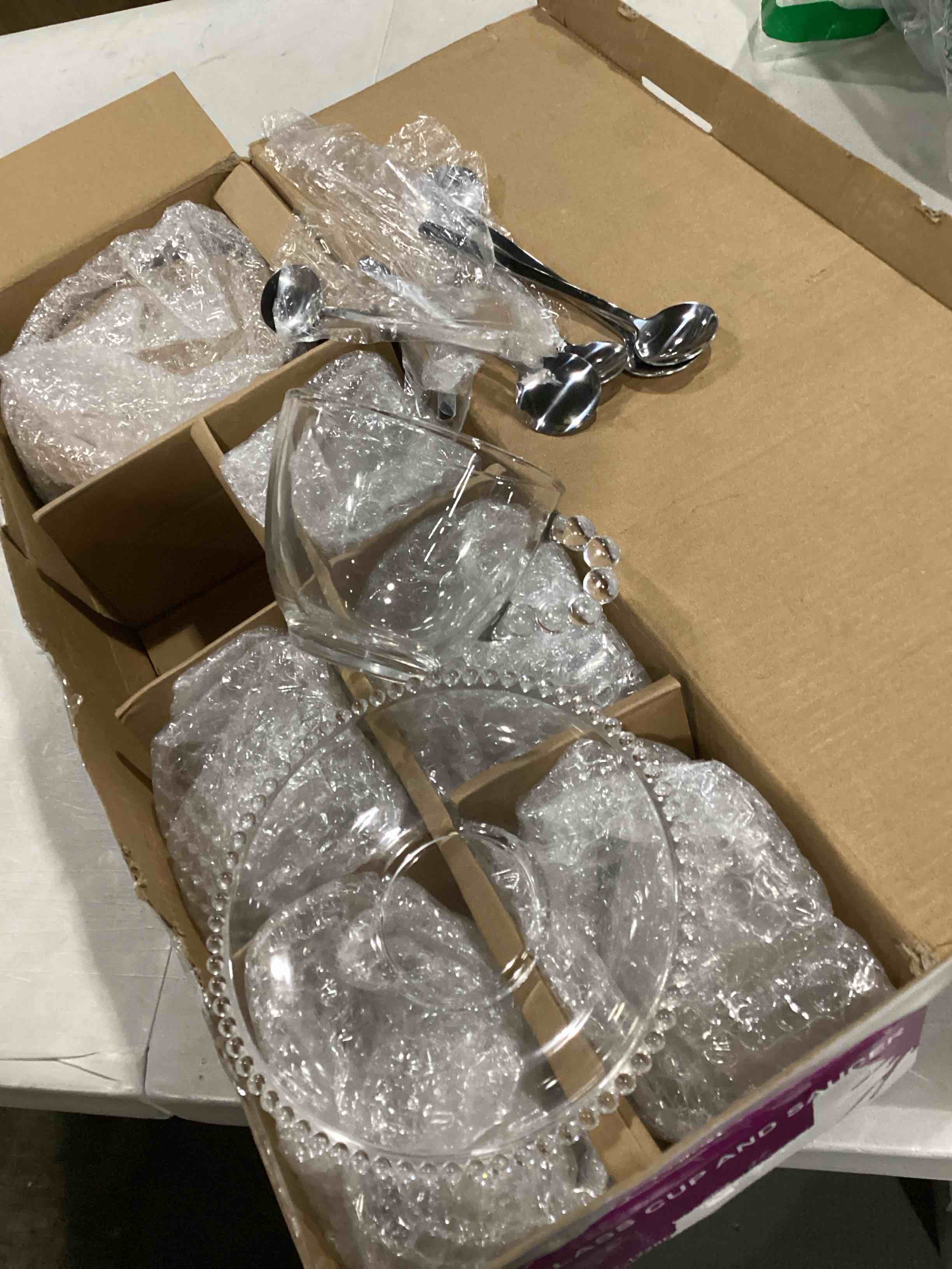 https://s3.amazonaws.com/lotting-images-prod/bidfta/YEL5852352_1725978451595.jpeg