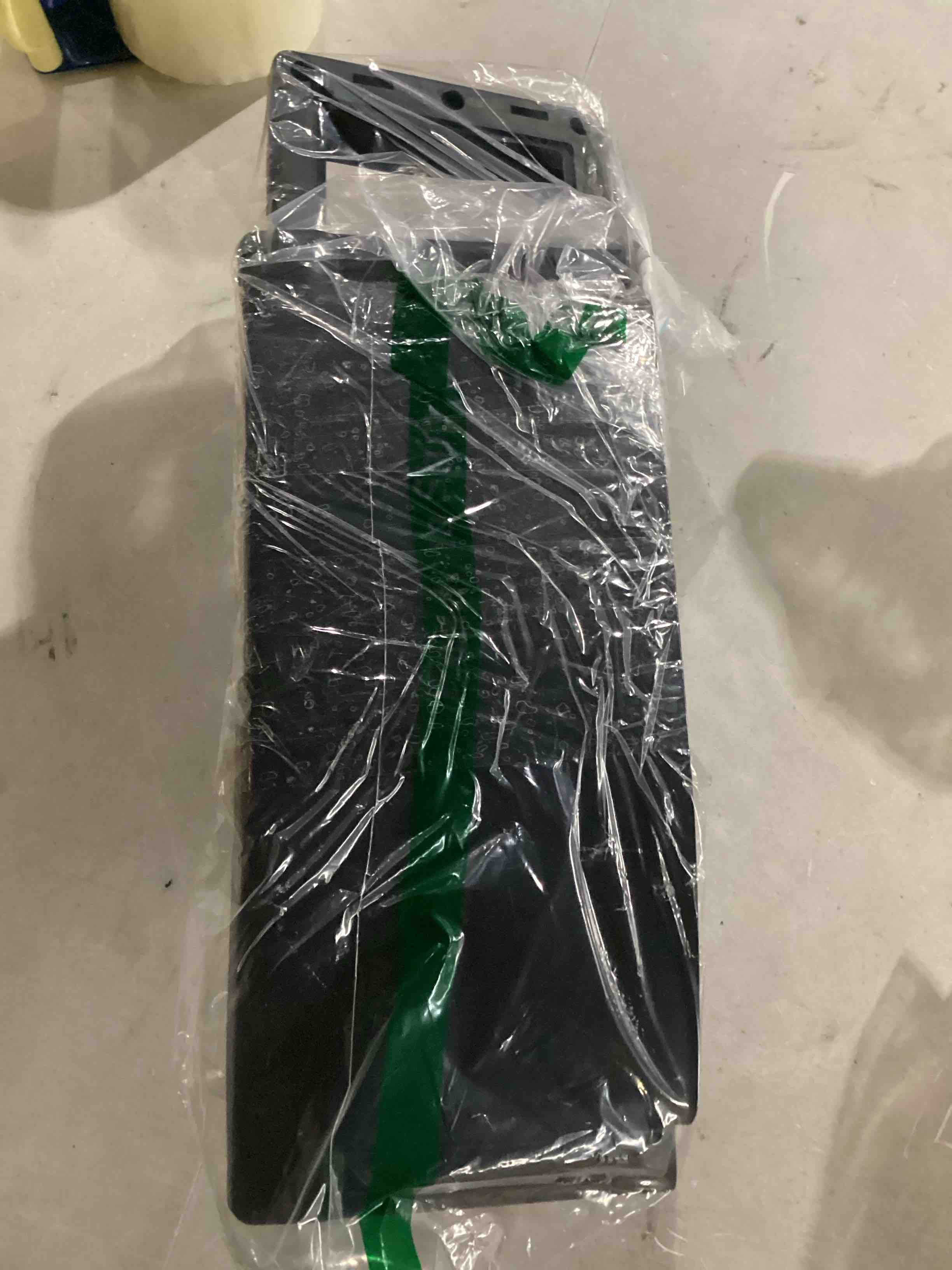 Camco RV Range Hood Vent Repair/Replacement Kit, Black Repair or