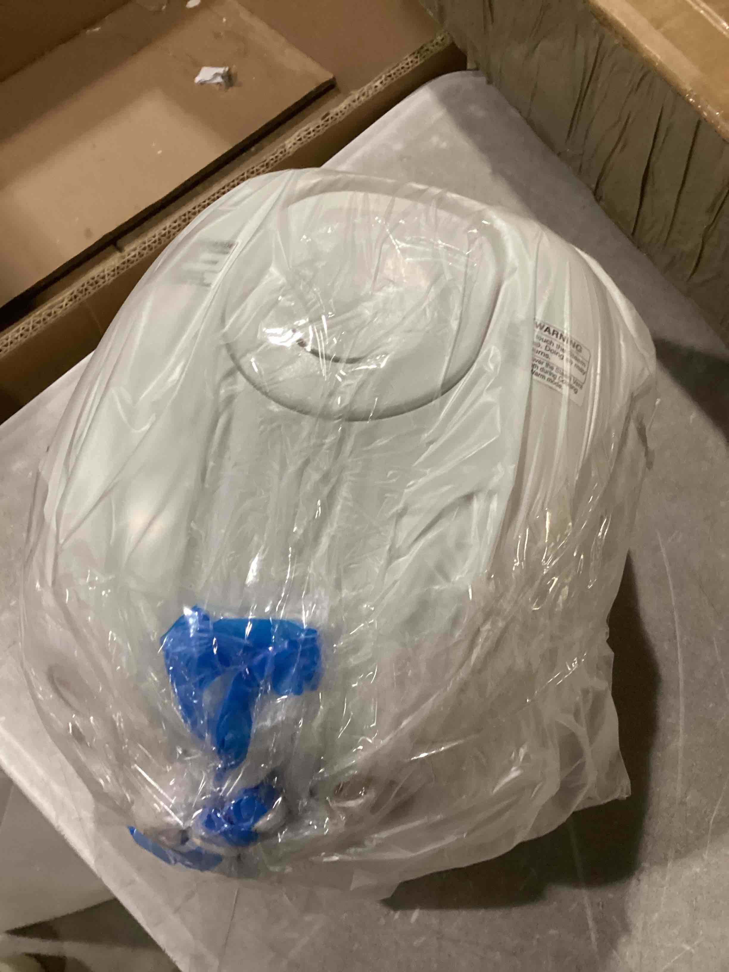 (SIMILAR ITEM) Zojirushi NSZCC10 51/2Cup Neuro Fuzzy Rice Cooker and Warmer, Premium White