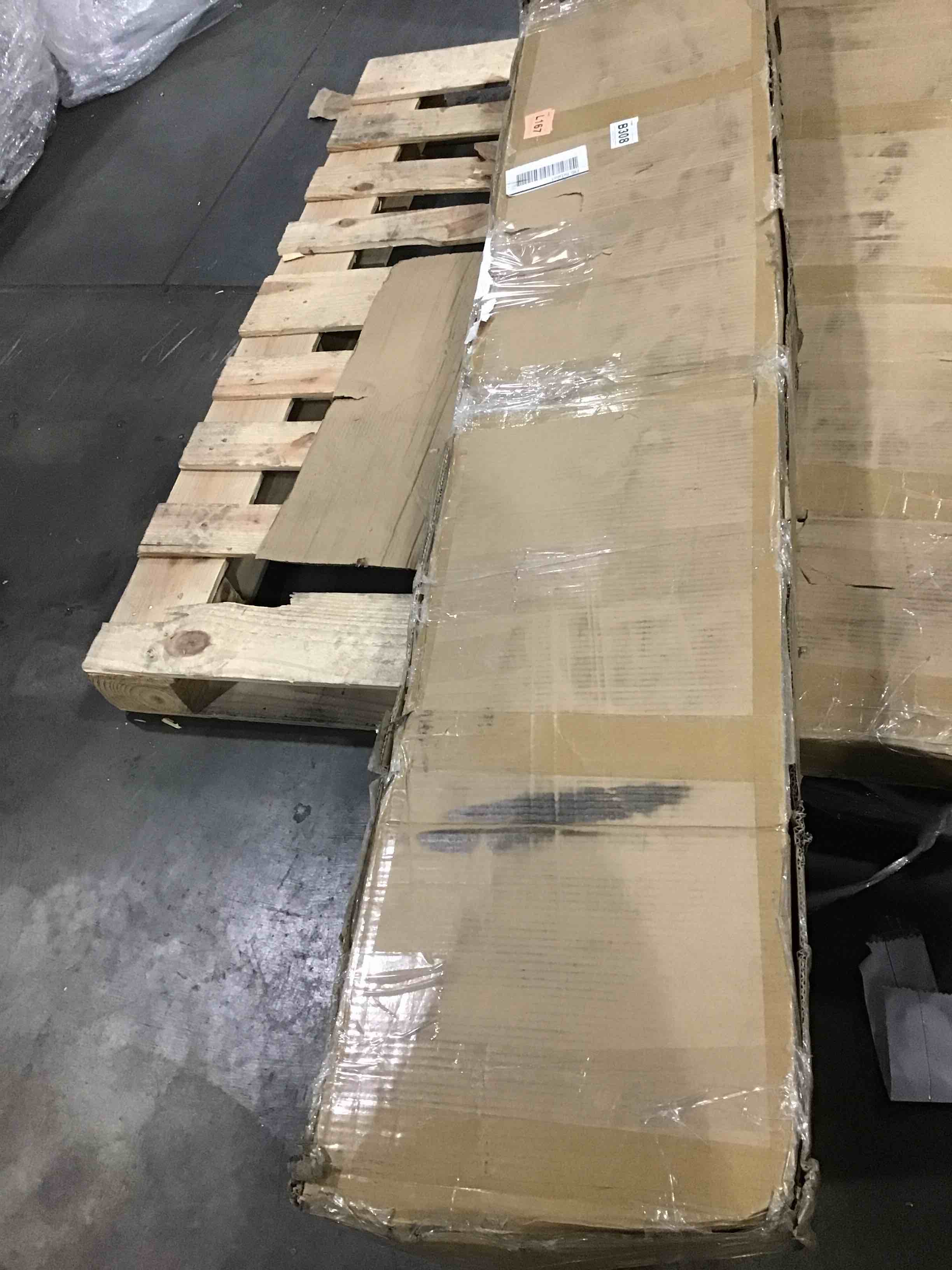 https://s3.amazonaws.com/lotting-images-prod/bidfta/YEL5854354_1728408233195.jpeg