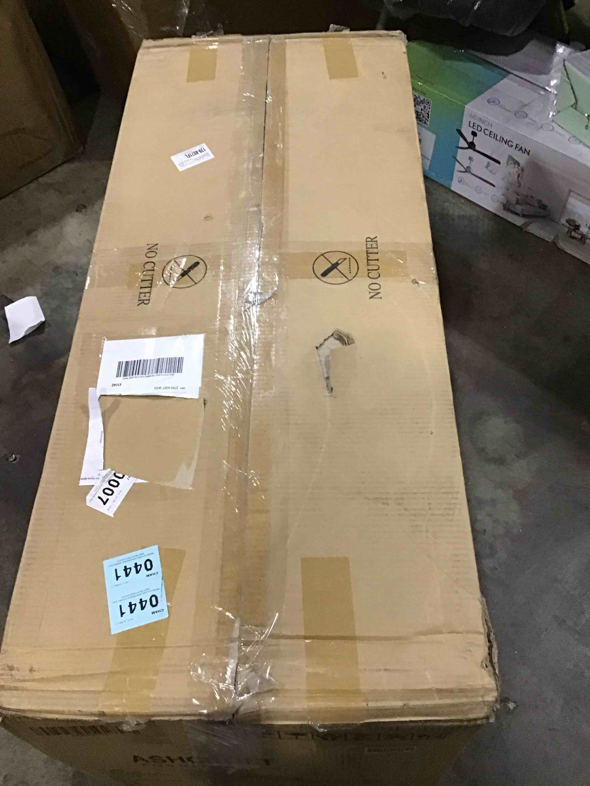 https://s3.amazonaws.com/lotting-images-prod/bidfta/YEL5854842_1729006161279.jpeg