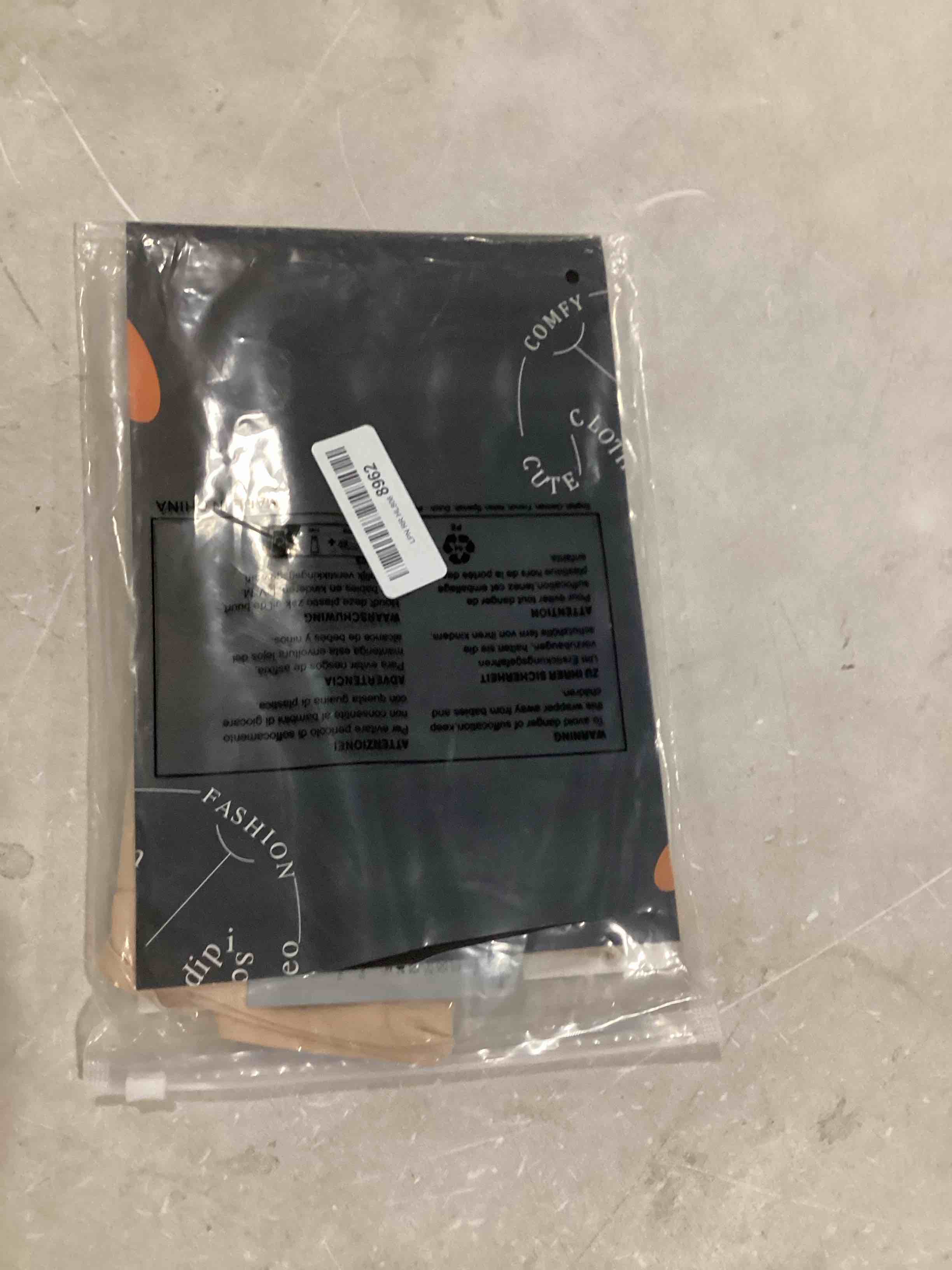 https://s3.amazonaws.com/lotting-images-prod/bidfta/YEL5855016_1726147117994.jpeg