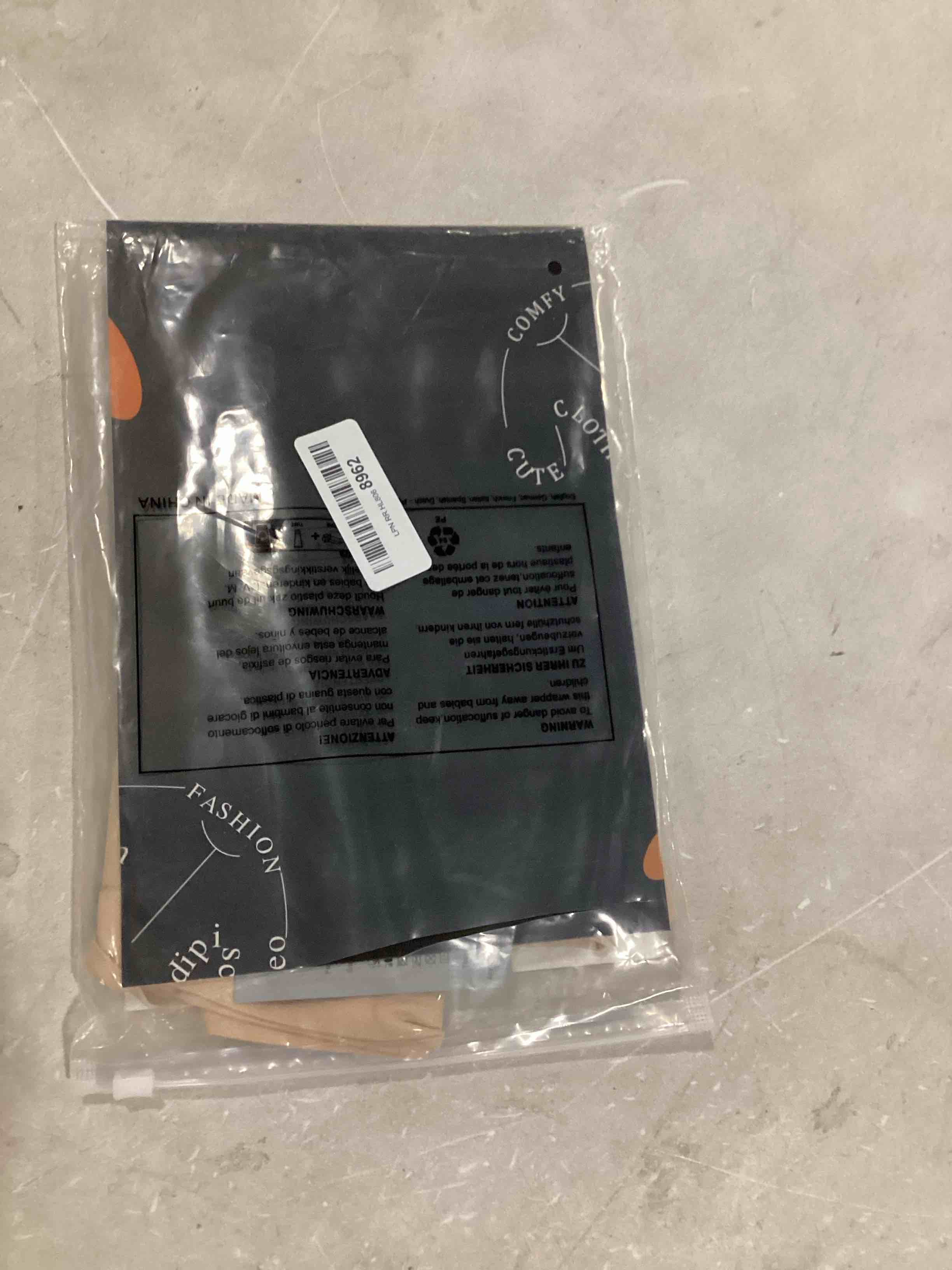 https://s3.amazonaws.com/lotting-images-prod/bidfta/YEL5855016_1726147118631.jpeg