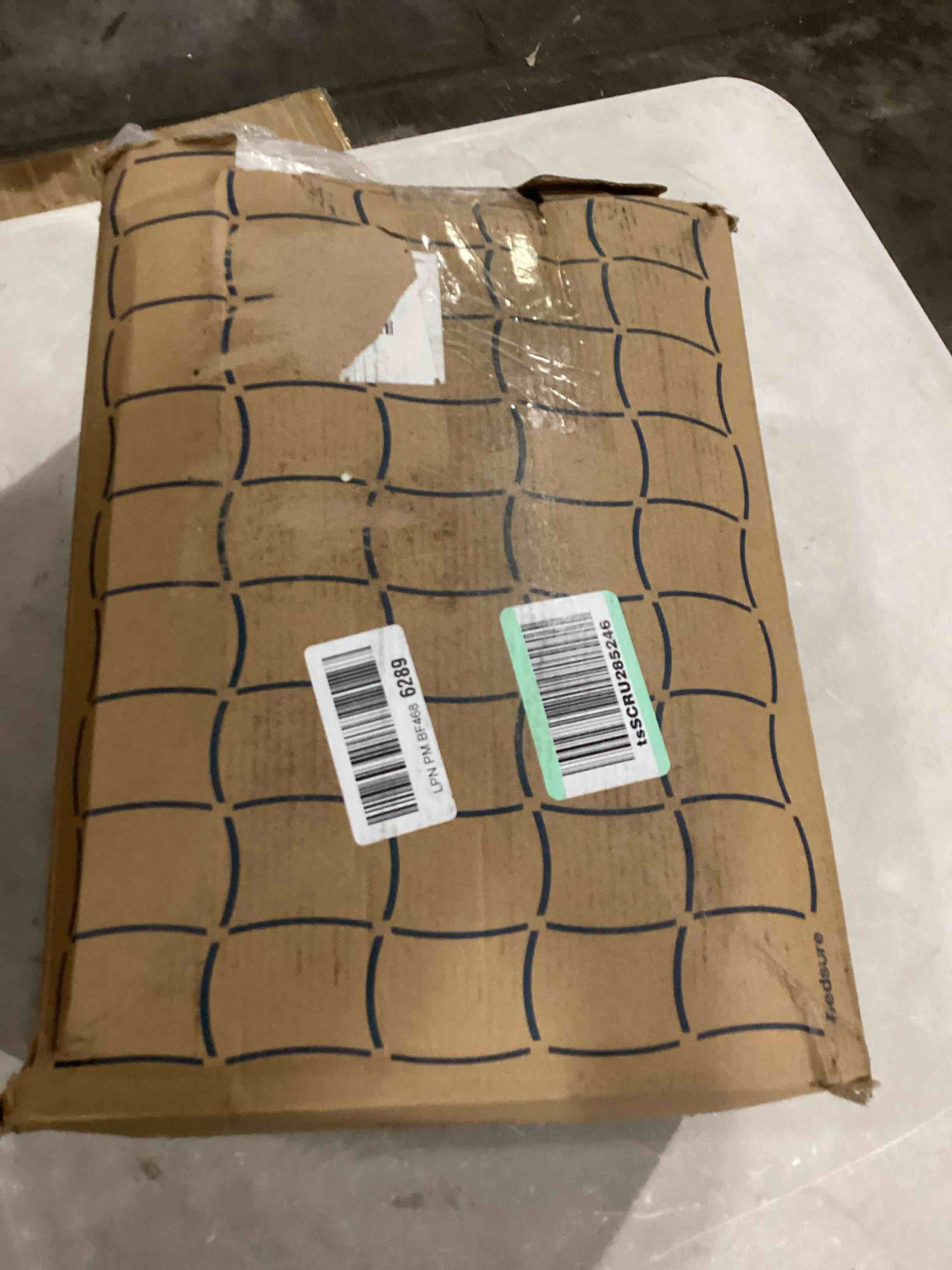 https://s3.amazonaws.com/lotting-images-prod/bidfta/YEL5855657_1726679067429.jpeg