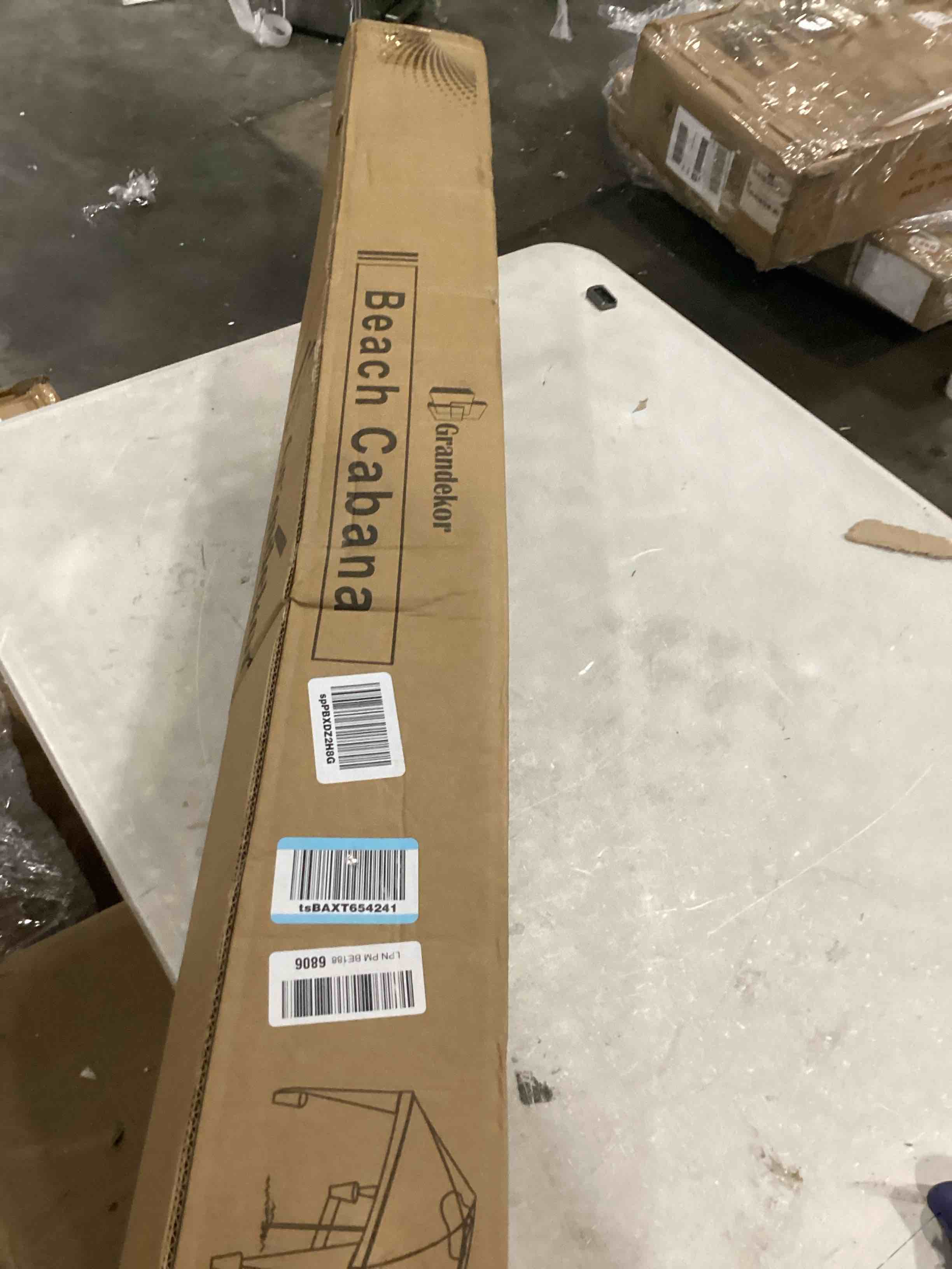 https://s3.amazonaws.com/lotting-images-prod/bidfta/YEL5855736_1726751887820.jpeg
