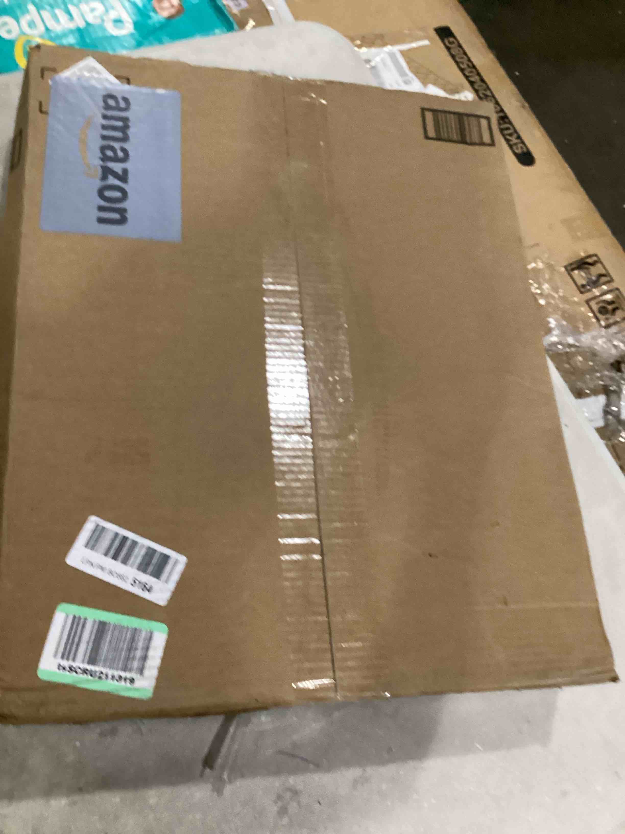 https://s3.amazonaws.com/lotting-images-prod/bidfta/YEL5856337_1727443722705.jpeg