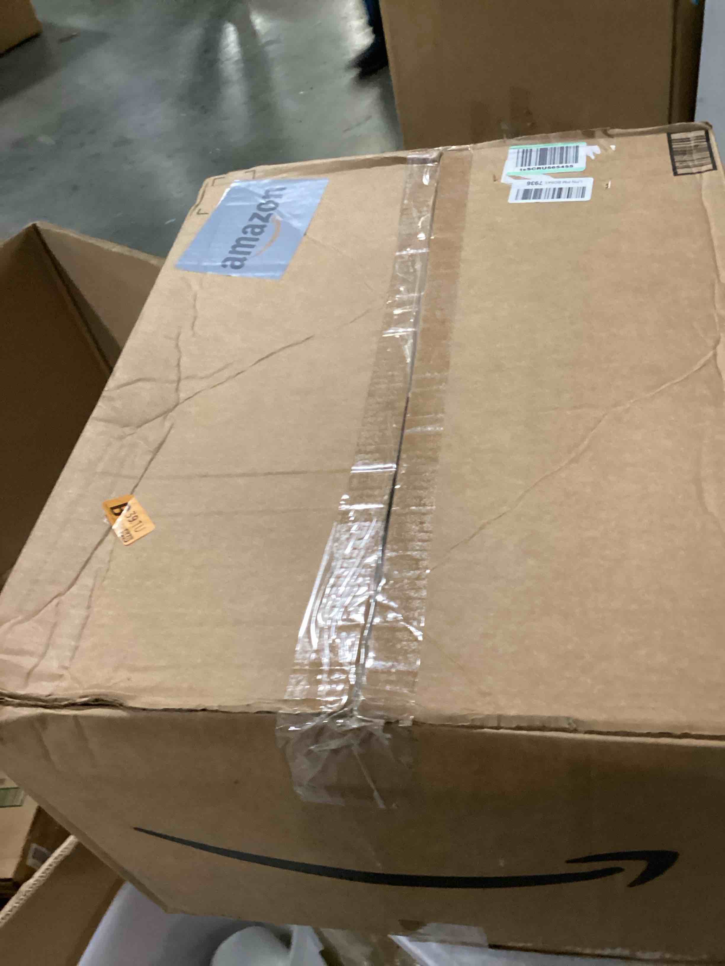 https://s3.amazonaws.com/lotting-images-prod/bidfta/YEL5856867_1727894684772.jpeg