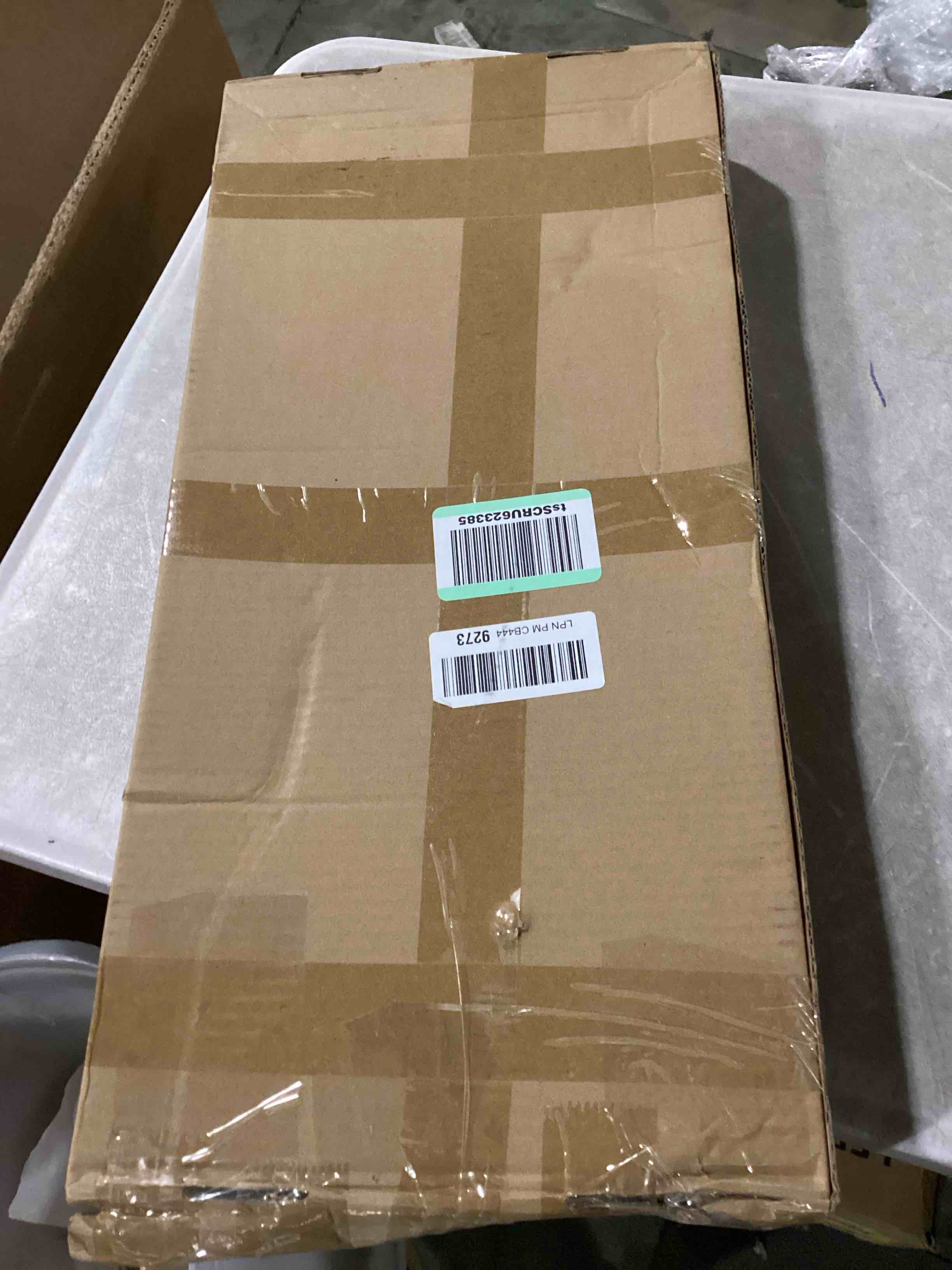 https://s3.amazonaws.com/lotting-images-prod/bidfta/YEL5856871_1727895385998.jpeg