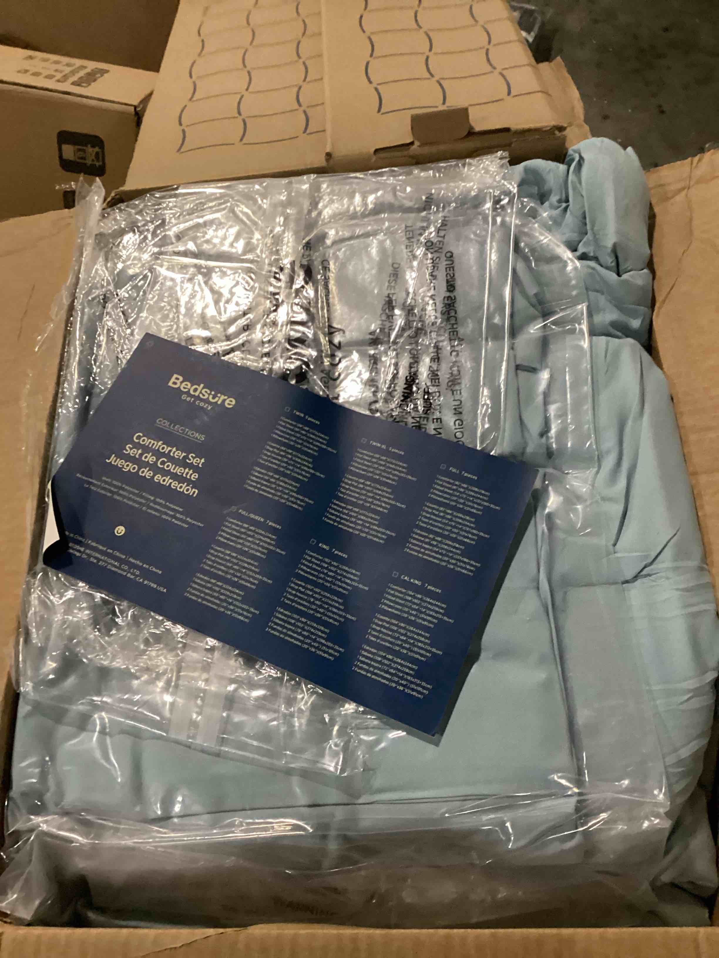 https://s3.amazonaws.com/lotting-images-prod/bidfta/YEL5857431_1728314635355.jpeg