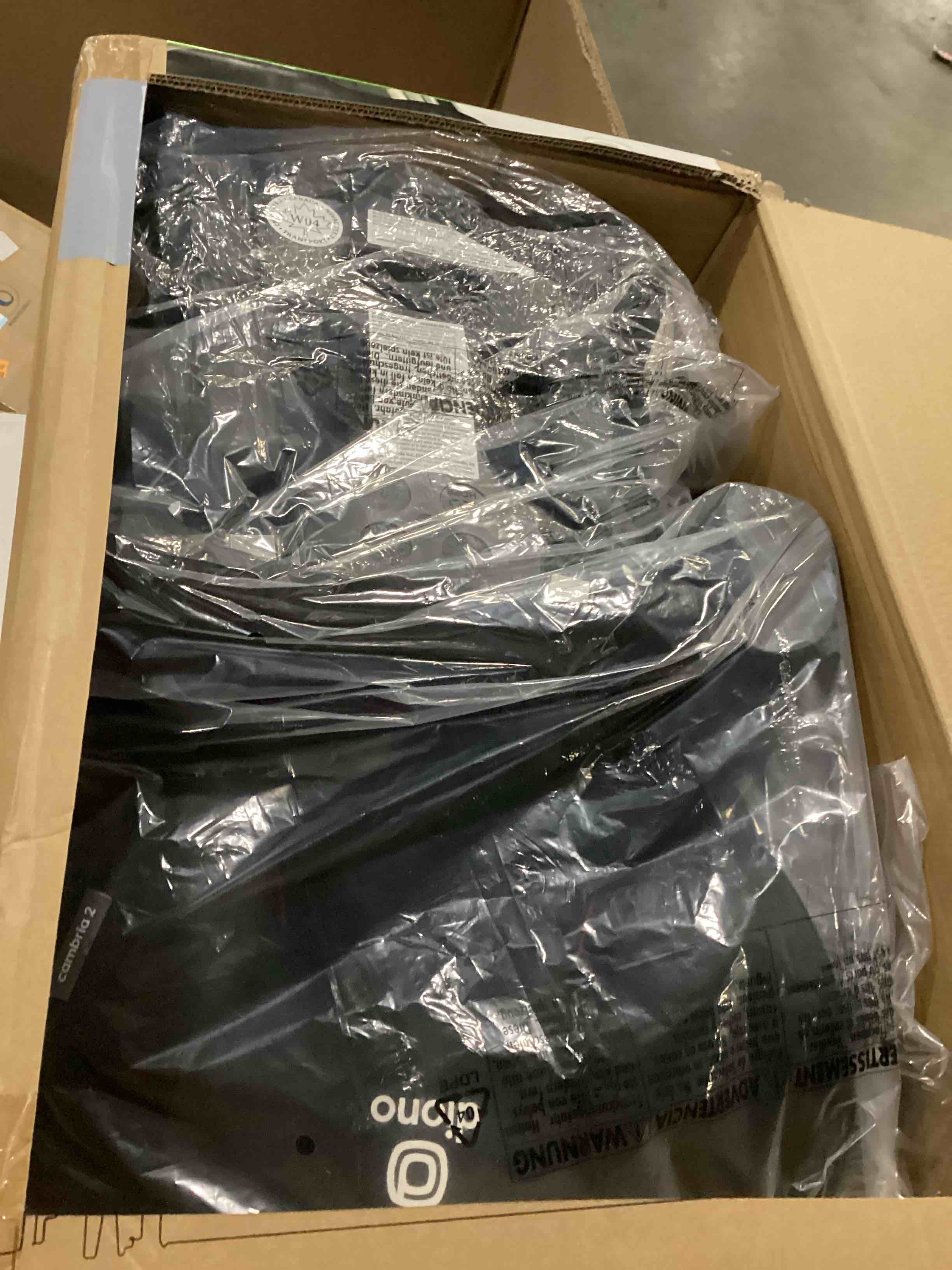 https://s3.amazonaws.com/lotting-images-prod/bidfta/YEL5857616_1728397949052.jpeg