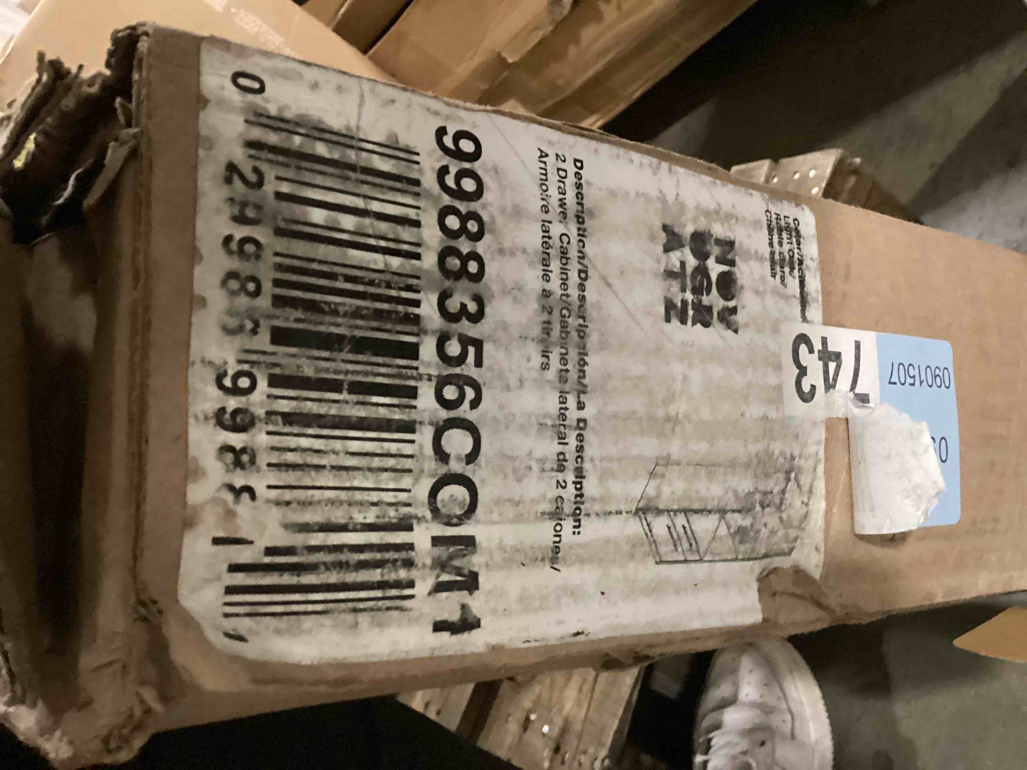 https://s3.amazonaws.com/lotting-images-prod/bidfta/YEL5857922_1728501019901.jpeg