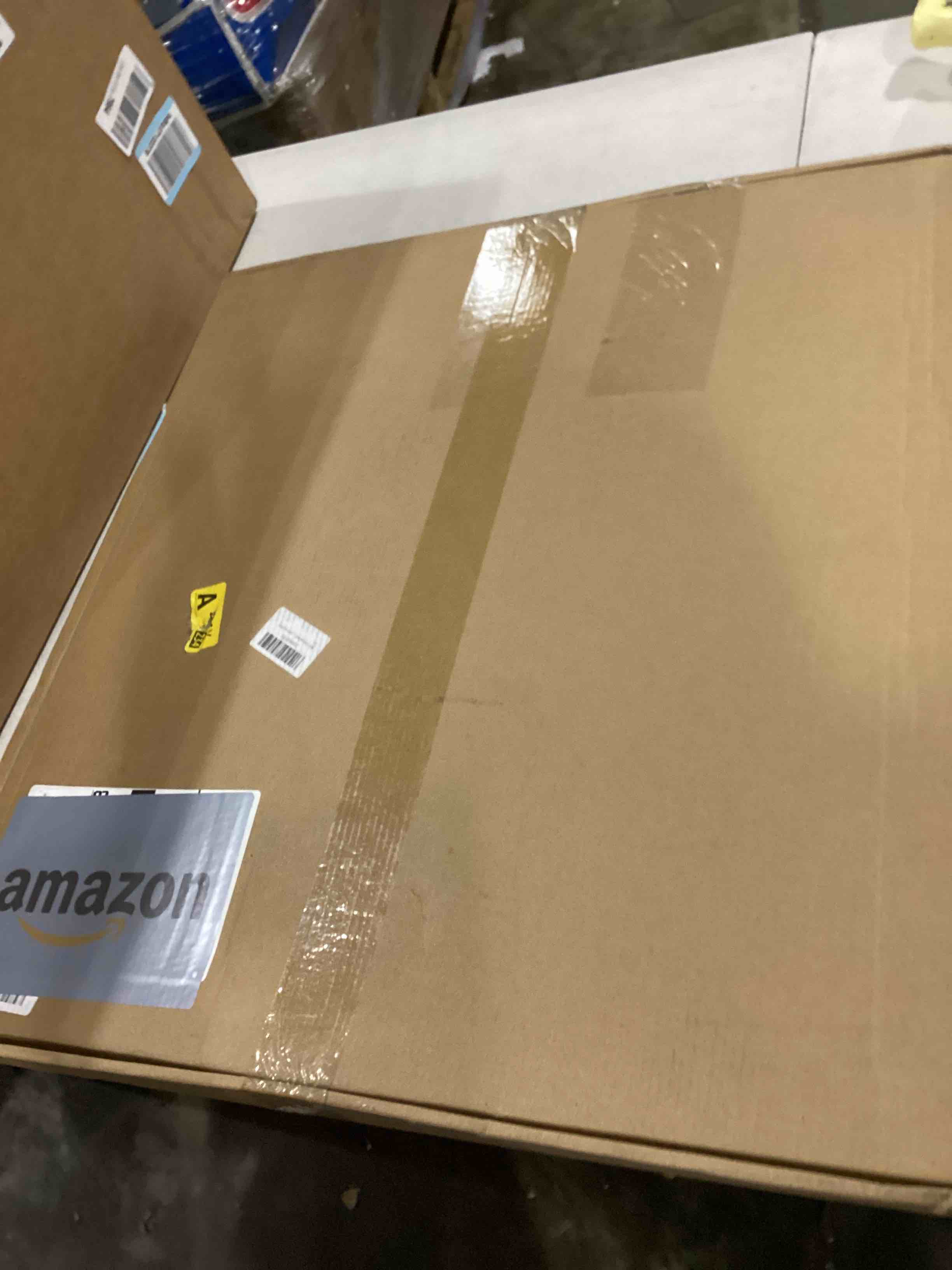 https://s3.amazonaws.com/lotting-images-prod/bidfta/YEL5857985_1721235355997.jpeg