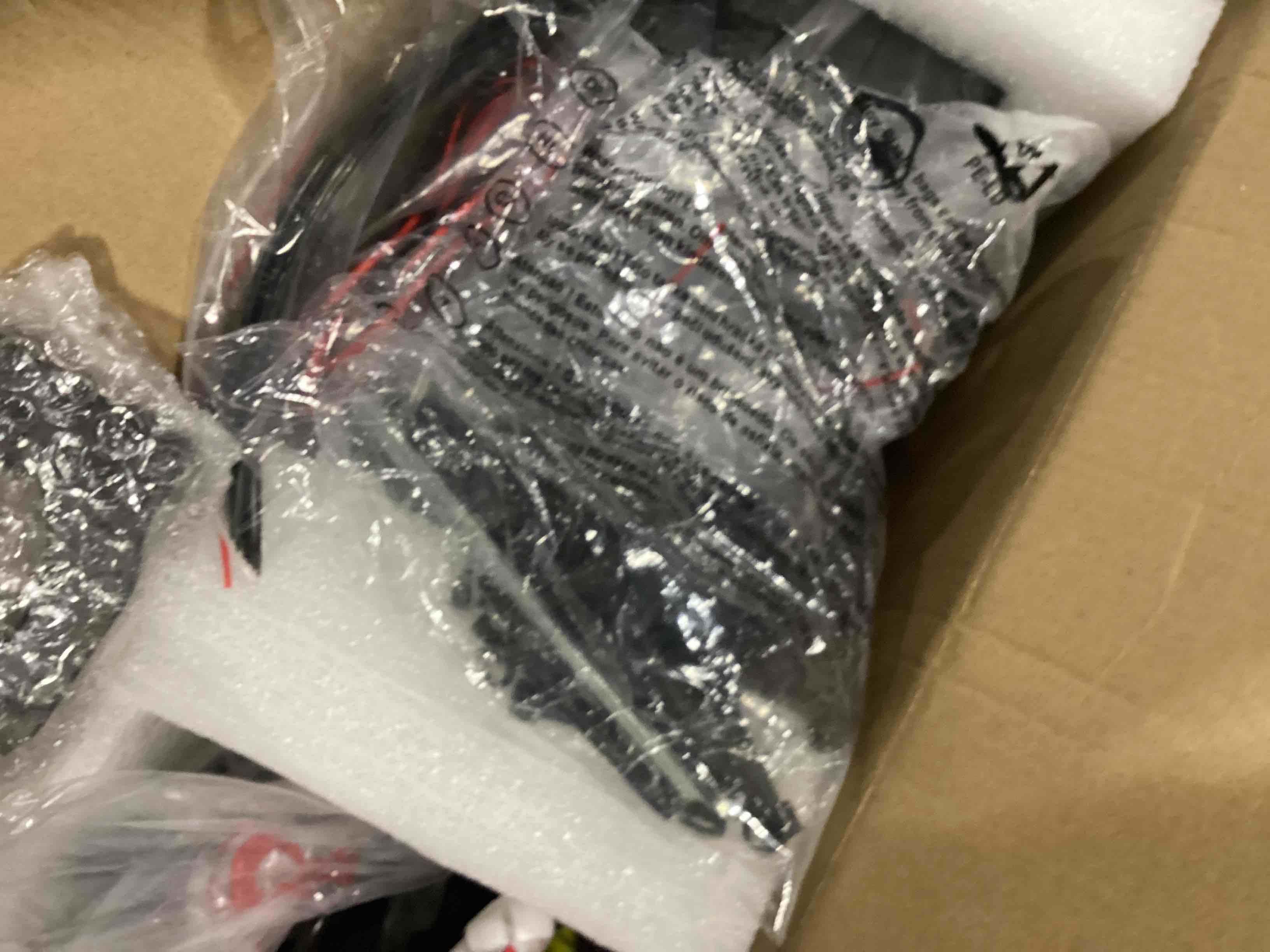 https://s3.amazonaws.com/lotting-images-prod/bidfta/YEL5858093_1721310233821.jpeg