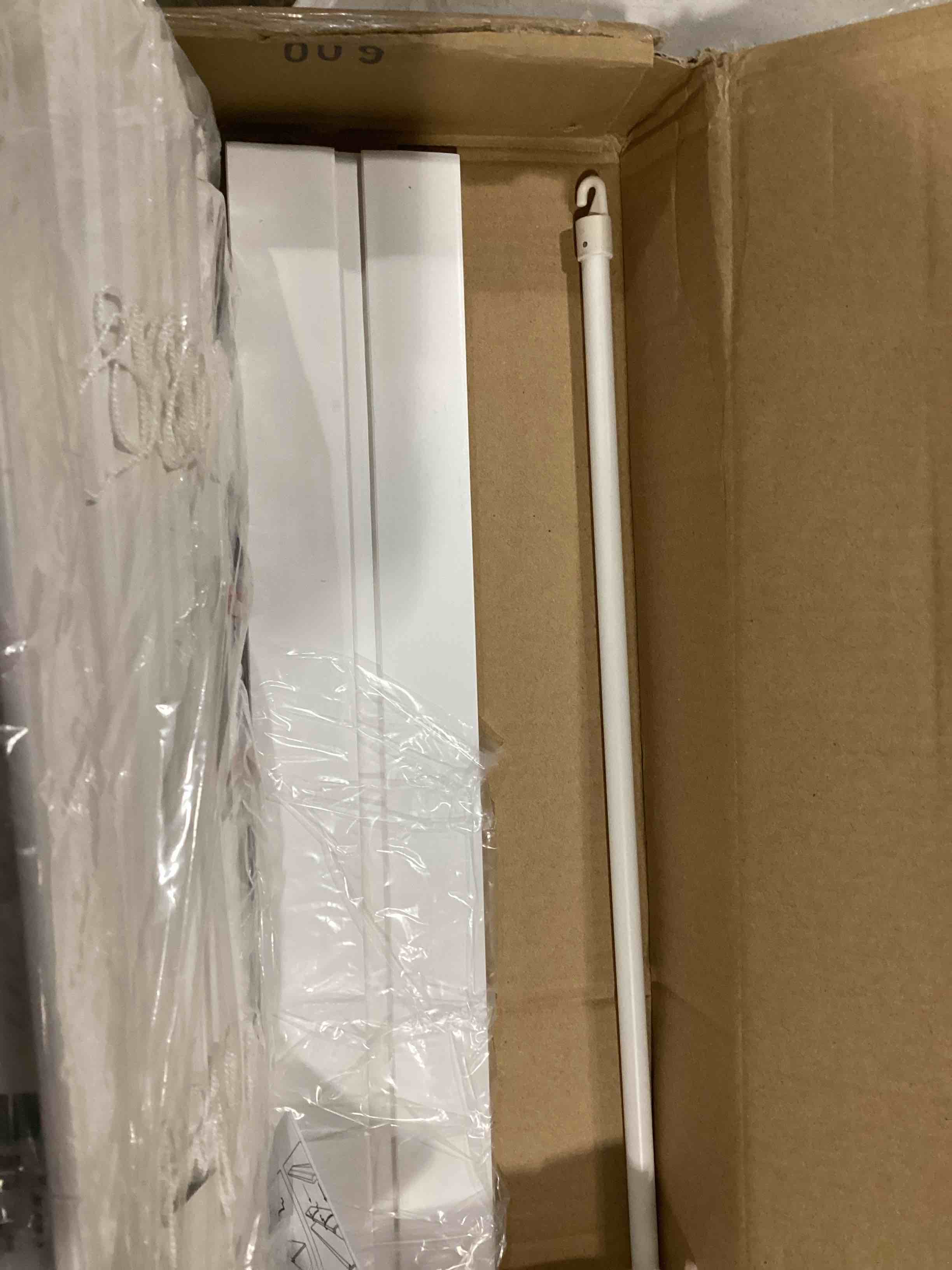 https://s3.amazonaws.com/lotting-images-prod/bidfta/YEL5858540_1721845883162.jpeg