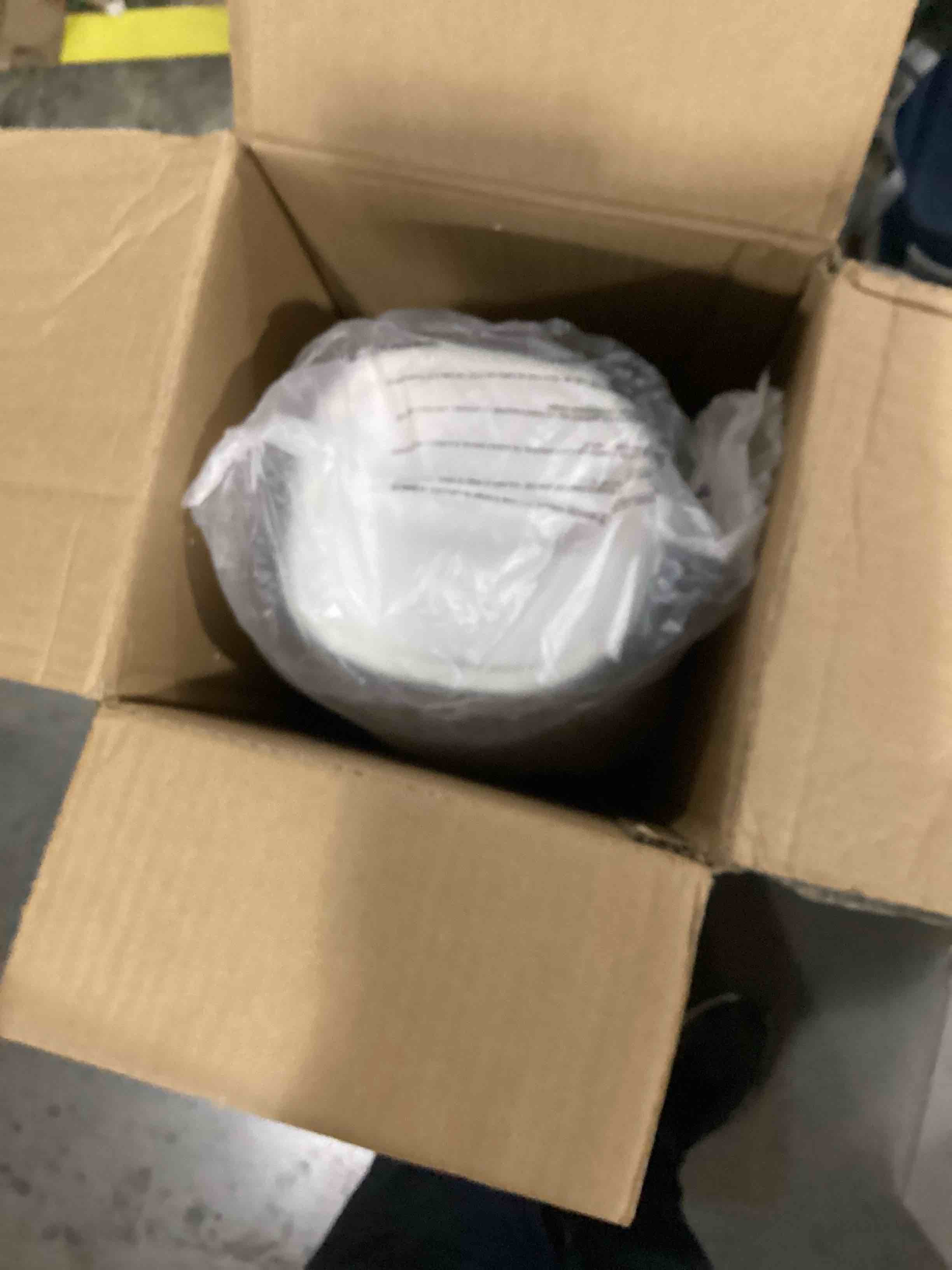 https://s3.amazonaws.com/lotting-images-prod/bidfta/YEL5859217_1723726924047.jpeg