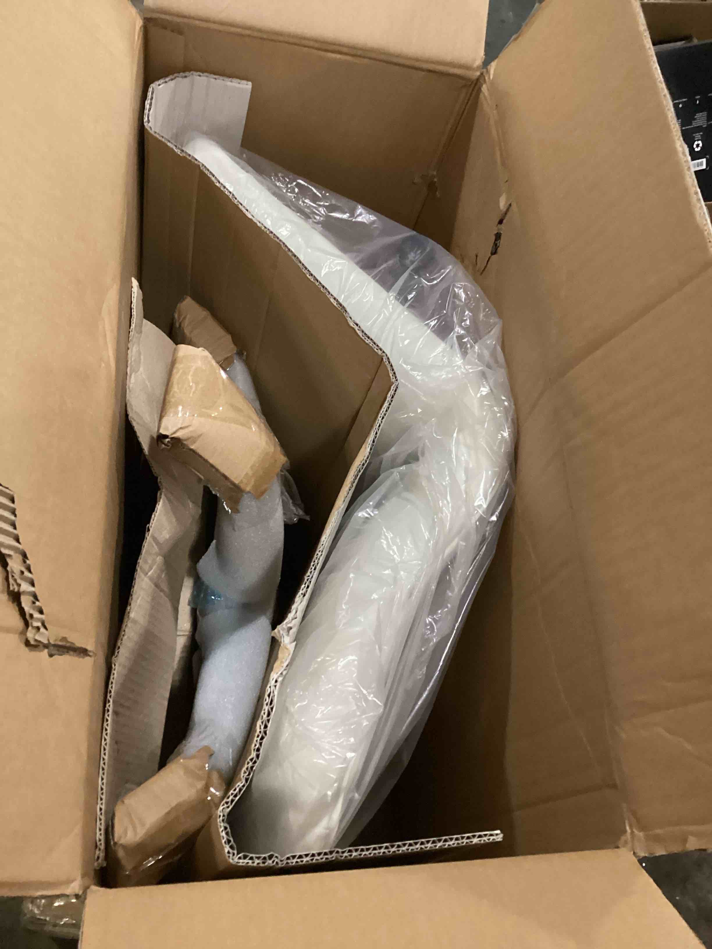 https://s3.amazonaws.com/lotting-images-prod/bidfta/YEL5859819_1720193158383.jpeg